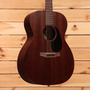 Martin 000-10E Retro acoustic-electric guitar Natural finish all-sapele top back and sides with dark rosewood fretboard