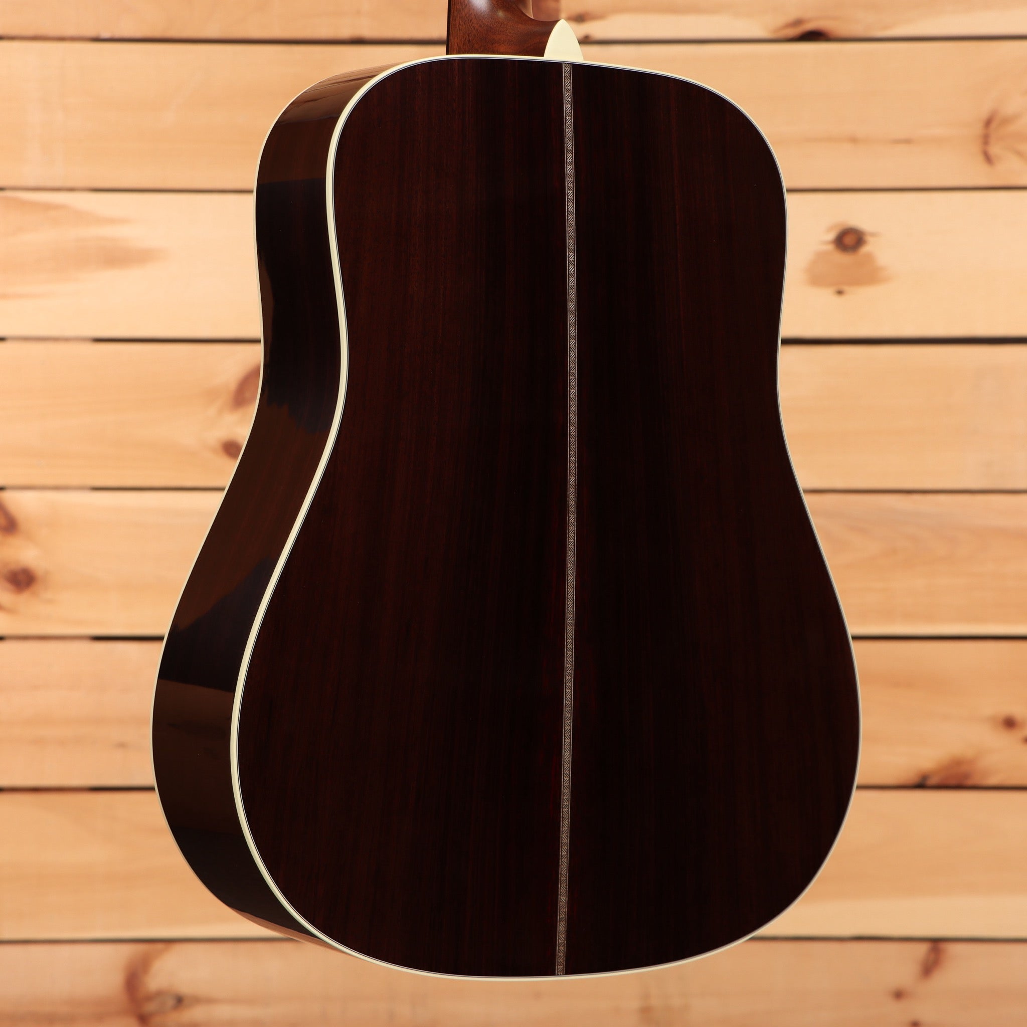 Martin Super HD-28 Aging Toner dreadnought acoustic guitar with rosewood back and decorative center seam inlay