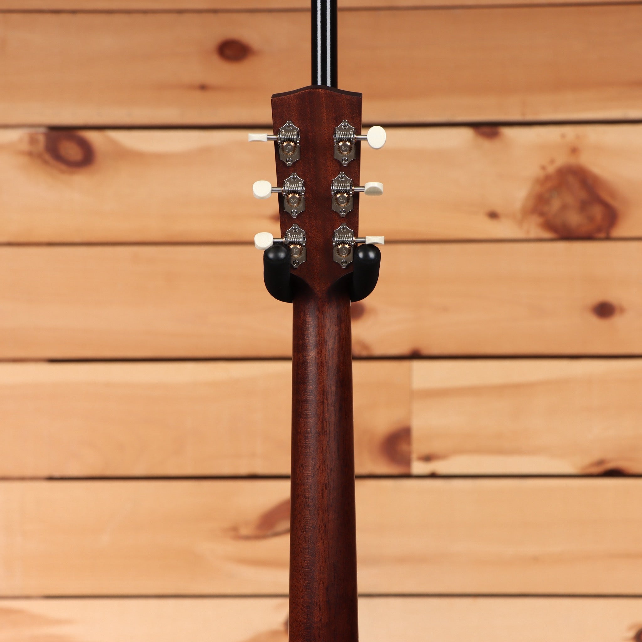 Bourgeois Touchstone SDS/TS acoustic guitar Sunburst rear headstock view with chrome tuners and mahogany neck