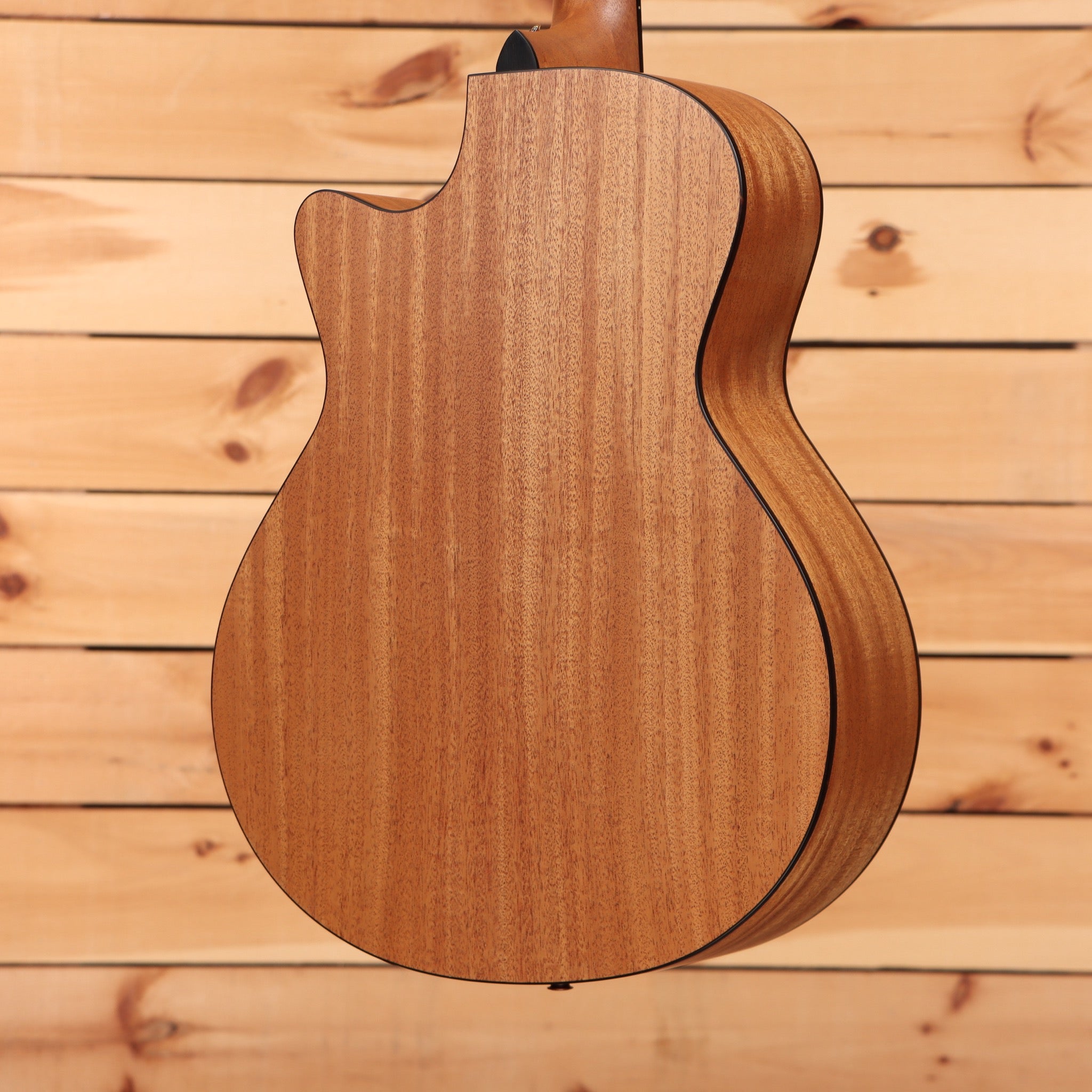 Furch Blue Plus Gc-CMa Anthem acoustic-electric Grand Auditorium natural finish with mahogany back and cutaway