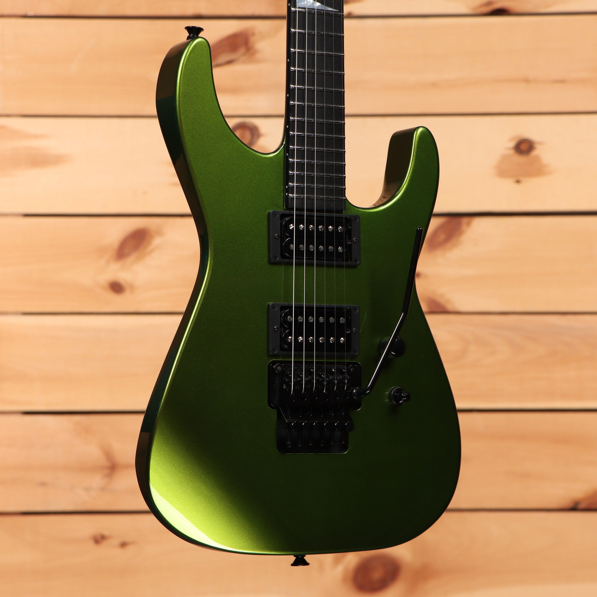 Jackson Righteous Run Custom Soloist electric guitar Green to Gold Shift finish with dual humbuckers and black hardware