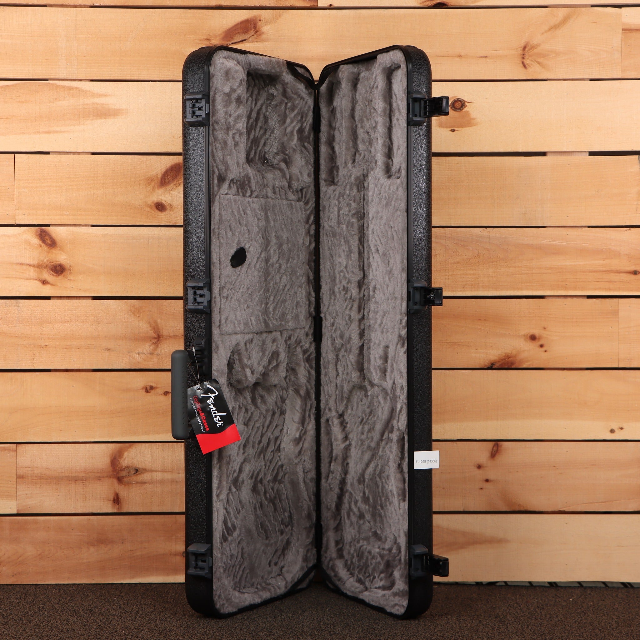 Fender American Ultra II Stratocaster HSS guitar hard case black molded shell with gray plush interior lining