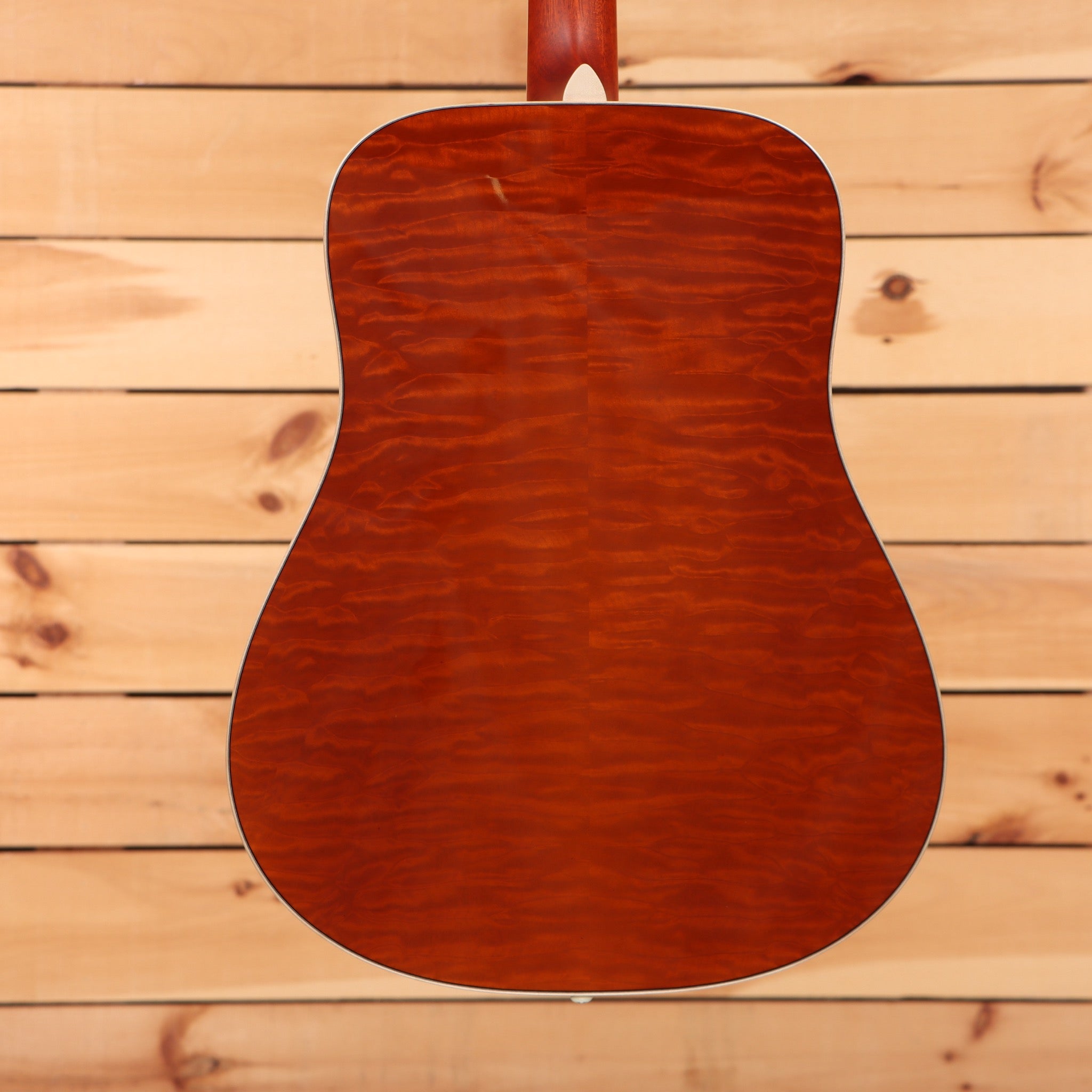 Boucher Limited LE-SG-162-MV dreadnought acoustic guitar Natural with quilted maple back and white binding