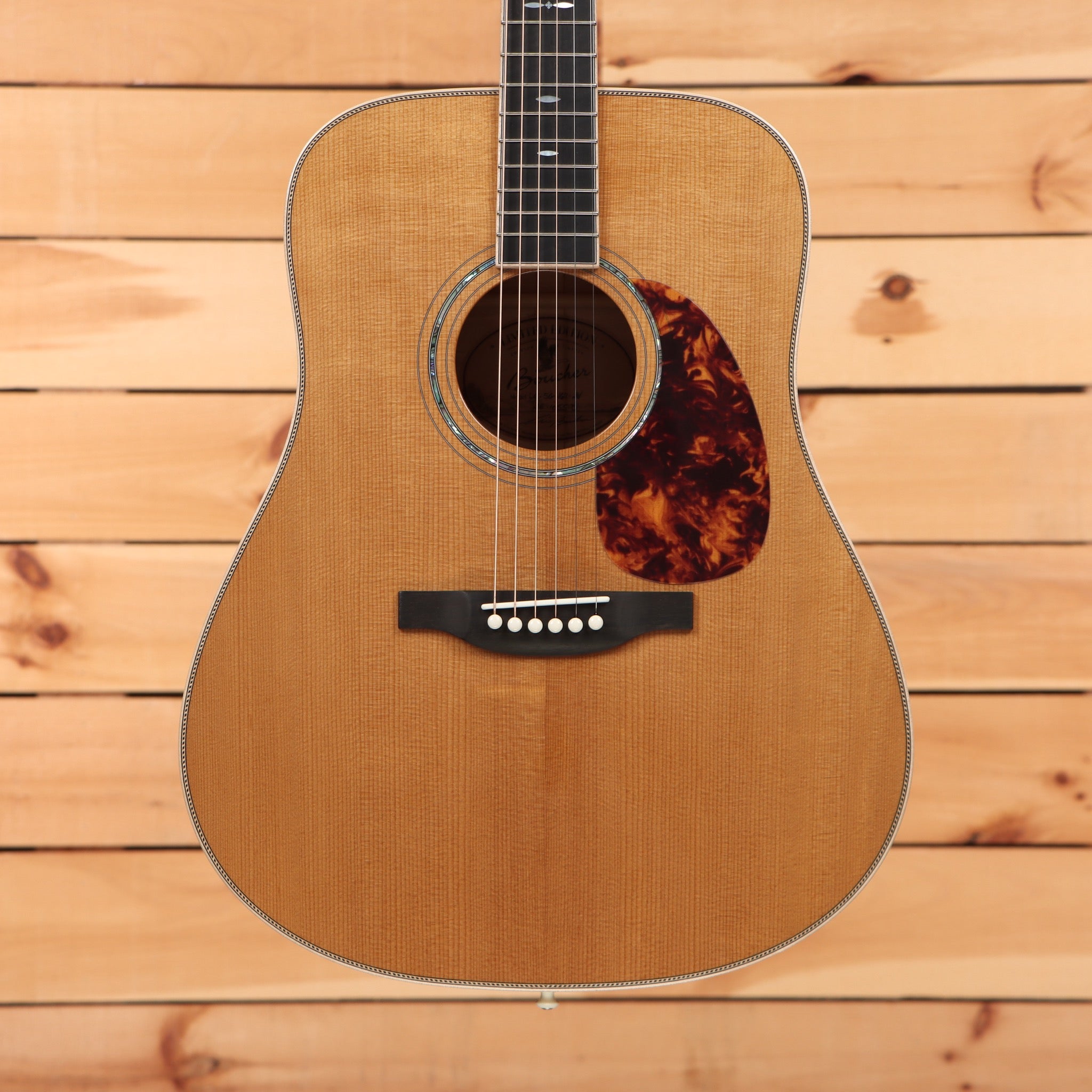 Boucher Limited LE-SG-162-MV dreadnought acoustic guitar Natural with spruce top and tortoise pickguard