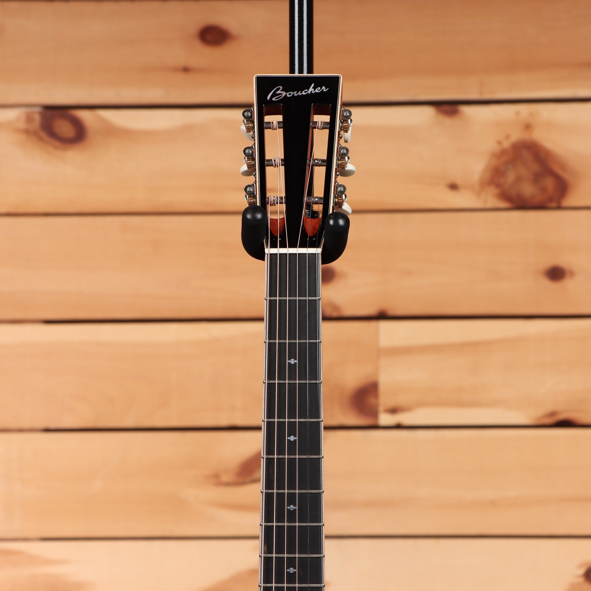 Boucher Limited LE-SG-162-MV acoustic guitar Natural finish with ebony fretboard and diamond fret inlays
