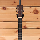 Martin 000-18 Golden Era acoustic guitar Natural with ebony fretboard and black tuning machines