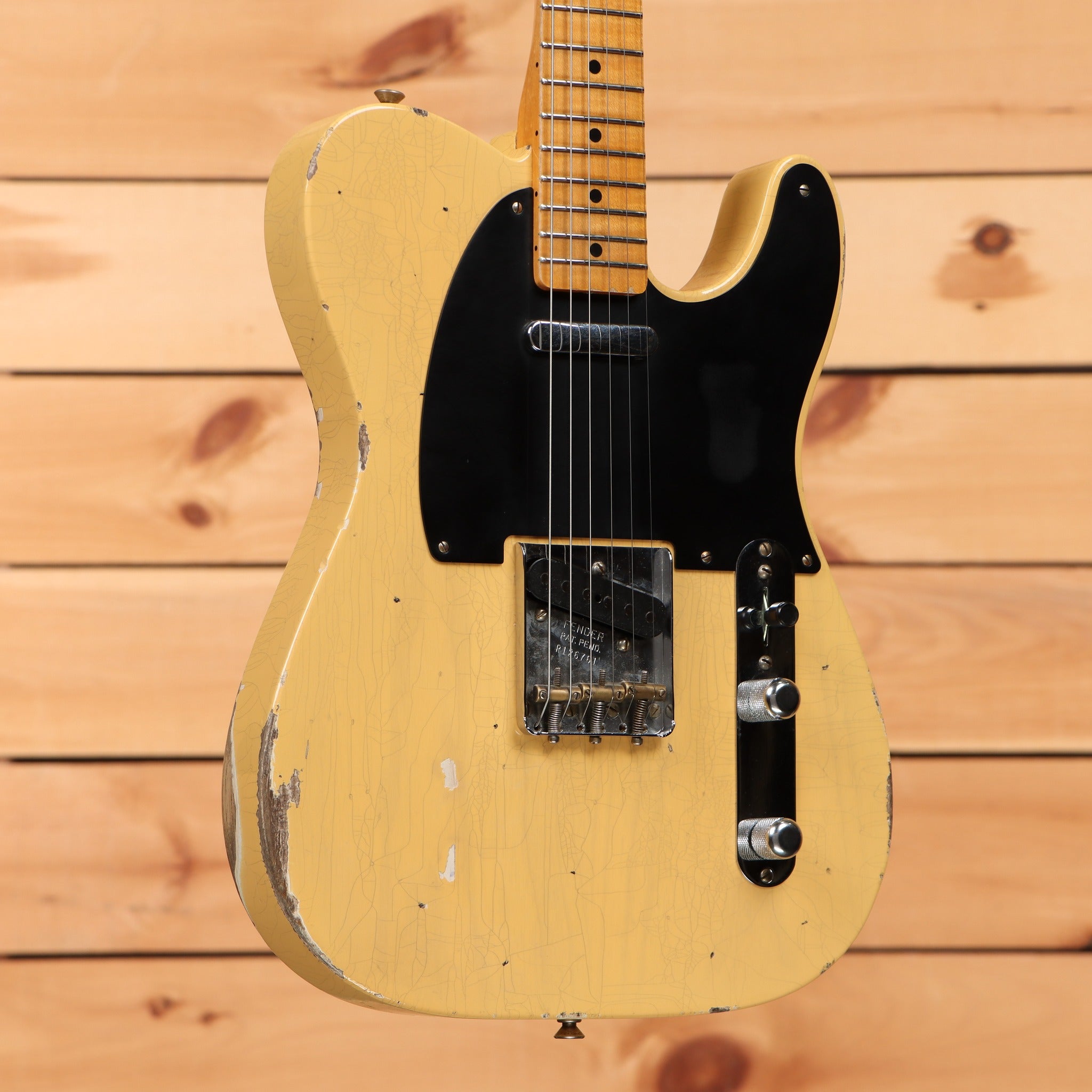 Fender Custom Shop '52 Telecaster Relic electric guitar Aged Nocaster Blonde with heavy relic finish and maple neck