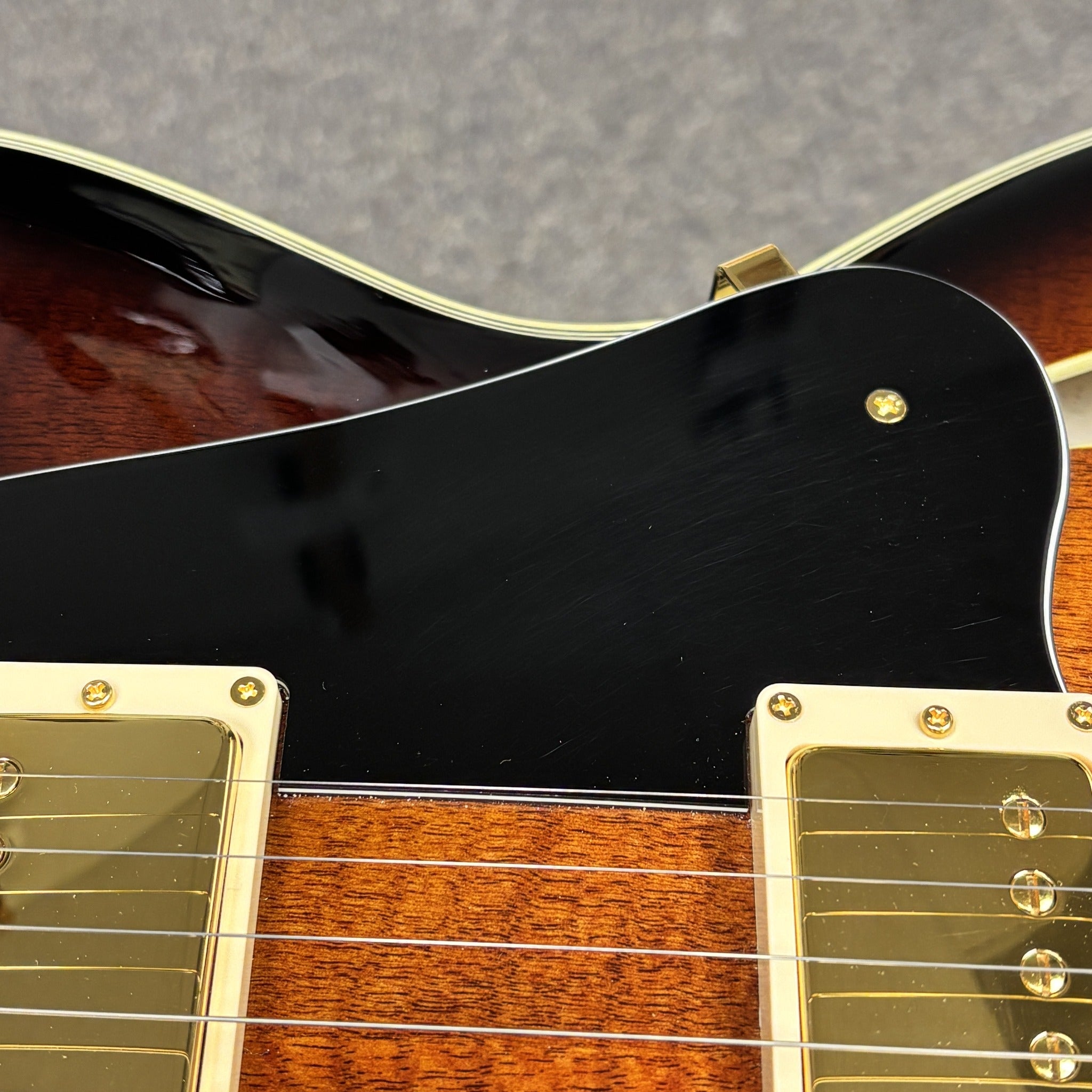 Ibanez JSM100 hollowbody electric guitar Vintage Sunburst with dual humbuckers and gold hardware