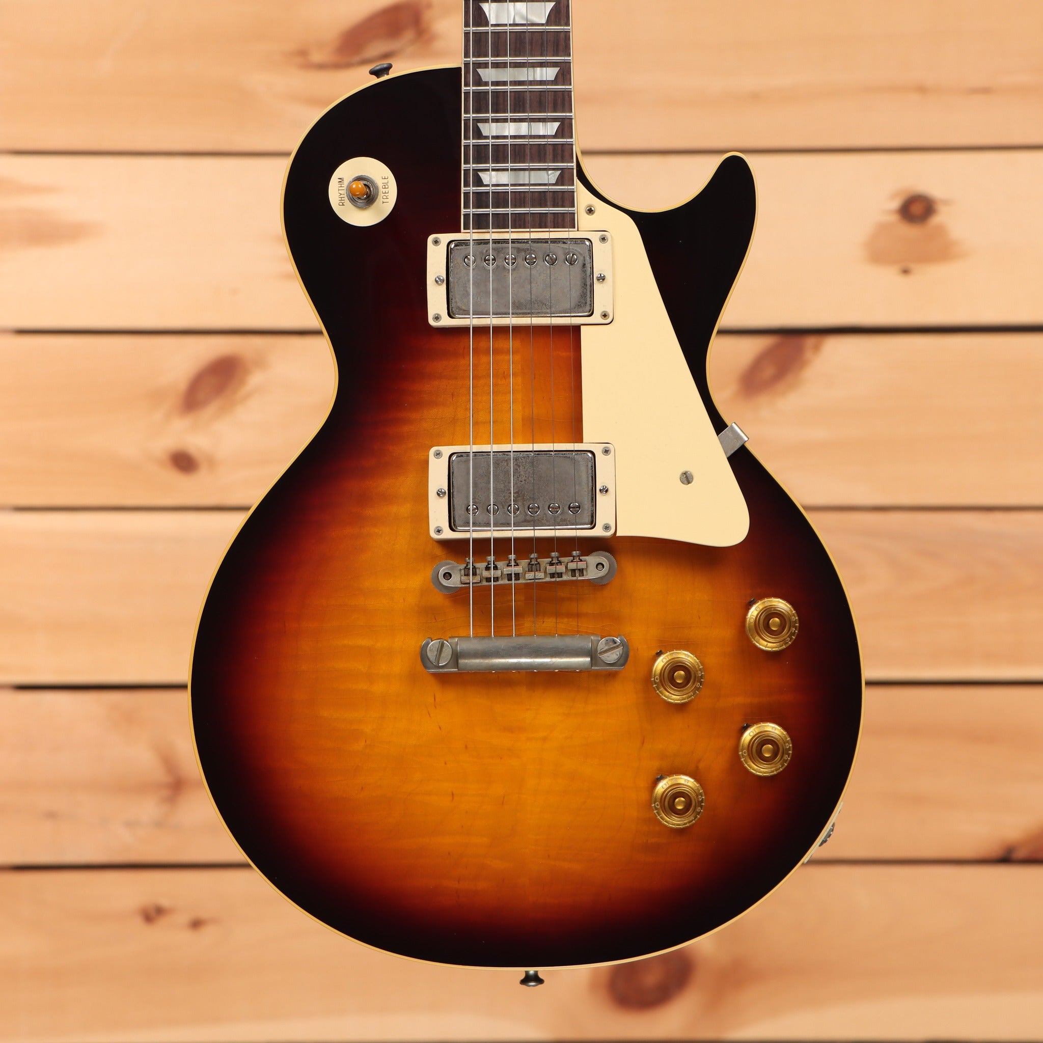 Gibson 1959 Les Paul Standard Reissue Ultra Light Aged electric guitar Southern Fade with dual humbuckers and gold hardware