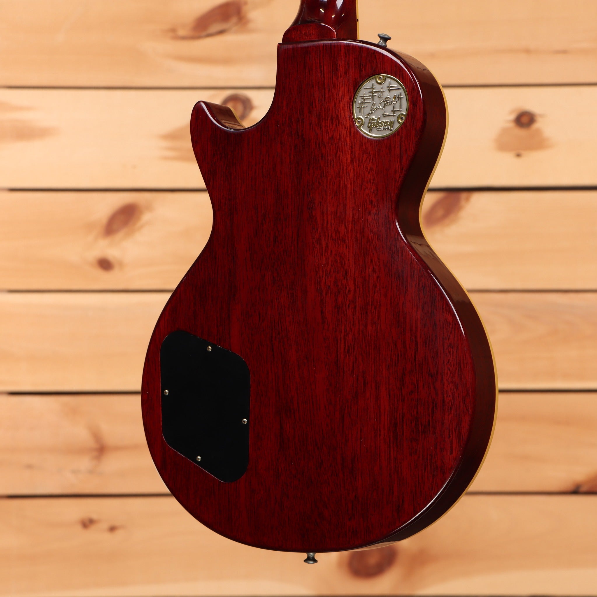 Gibson 1959 Les Paul Standard Reissue Ultra Light Aged Southern Fade electric guitar mahogany back with gold medallion