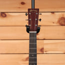 Martin 00-28 acoustic guitar Natural finish with rosewood headstock and dark ebony fretboard with chrome tuners