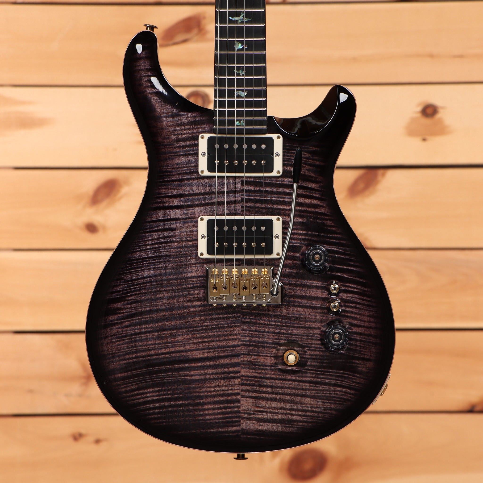 PRS Wood Library Custom 24-08 electric guitar Purple Mist with flamed maple top and gold hardware