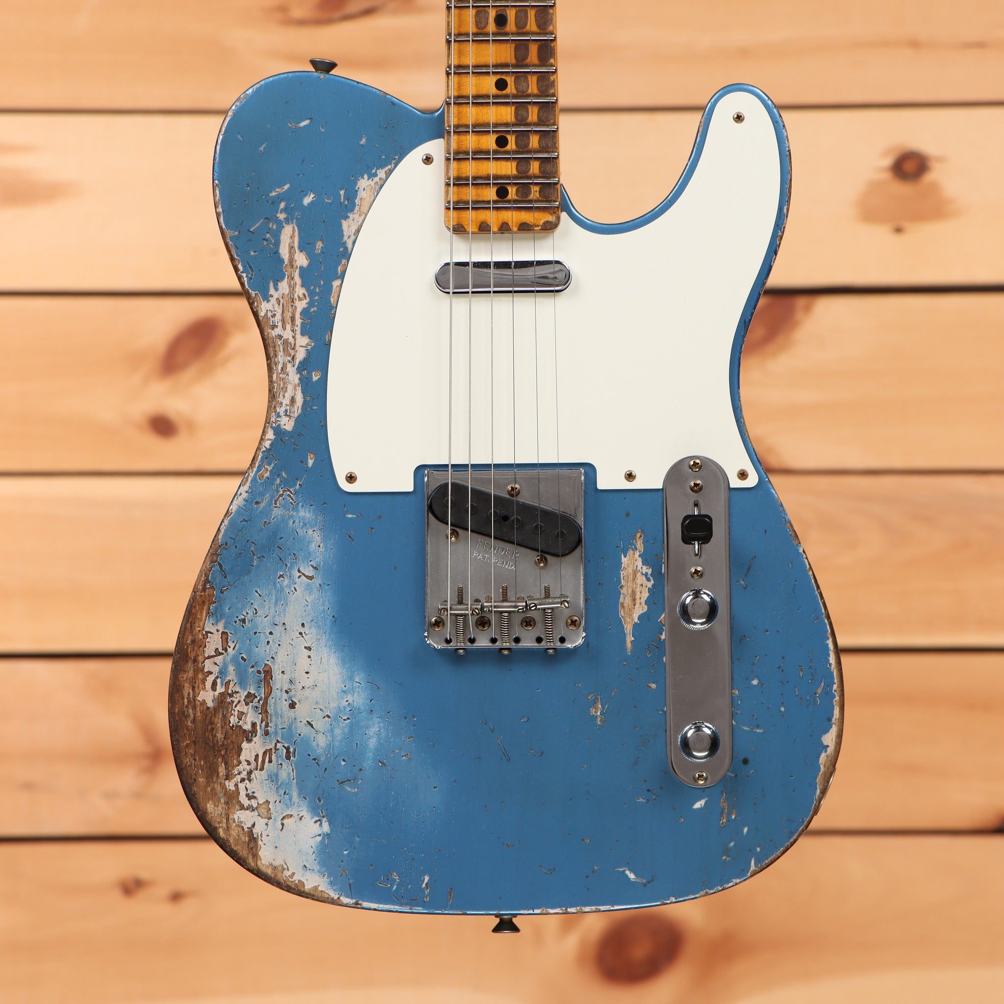 Fender Custom Shop 1957 Telecaster Super Heavy Relic electric guitar Aged Lake Placid Blue with single-coil pickups