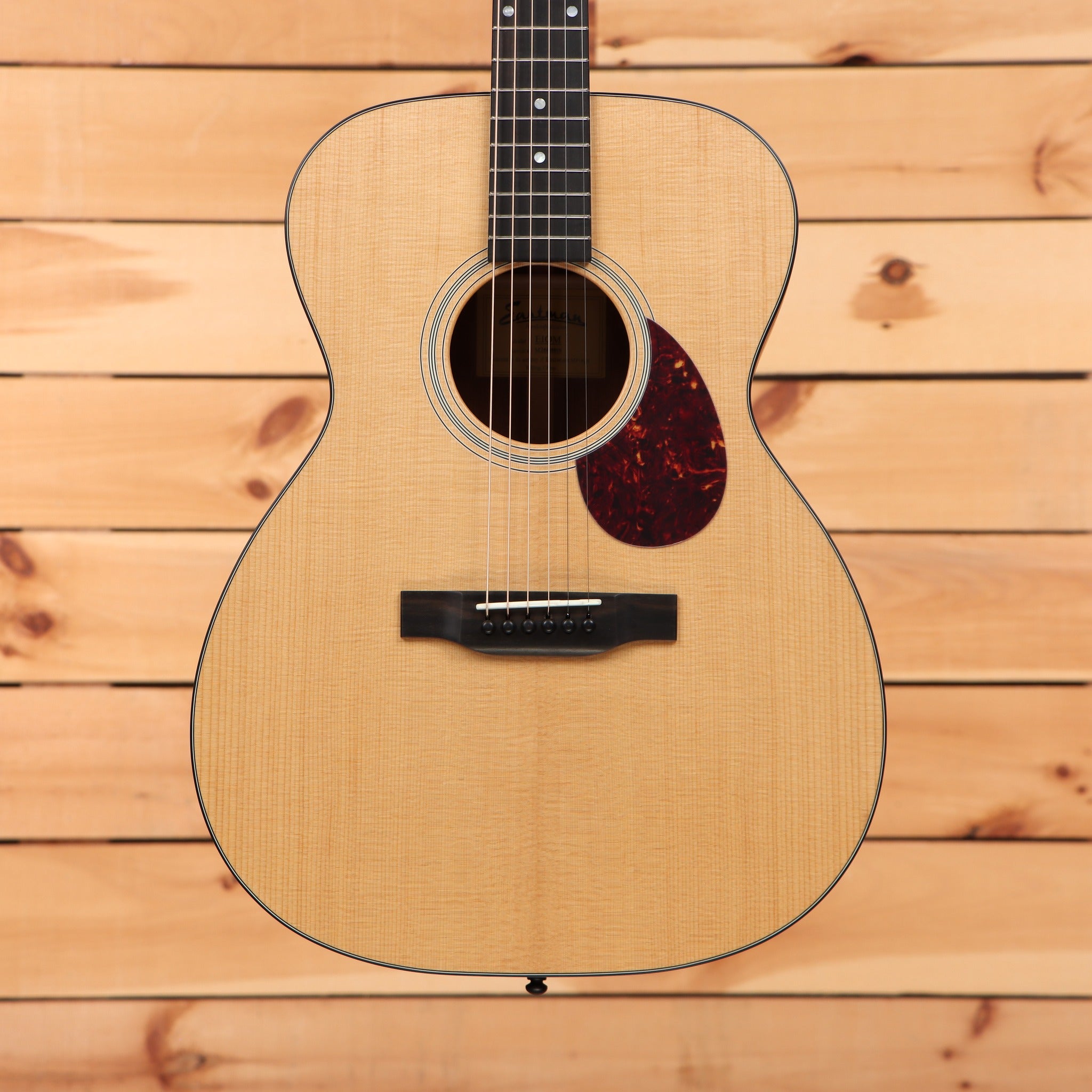 Eastman E1OM - Natural – Righteous Guitars