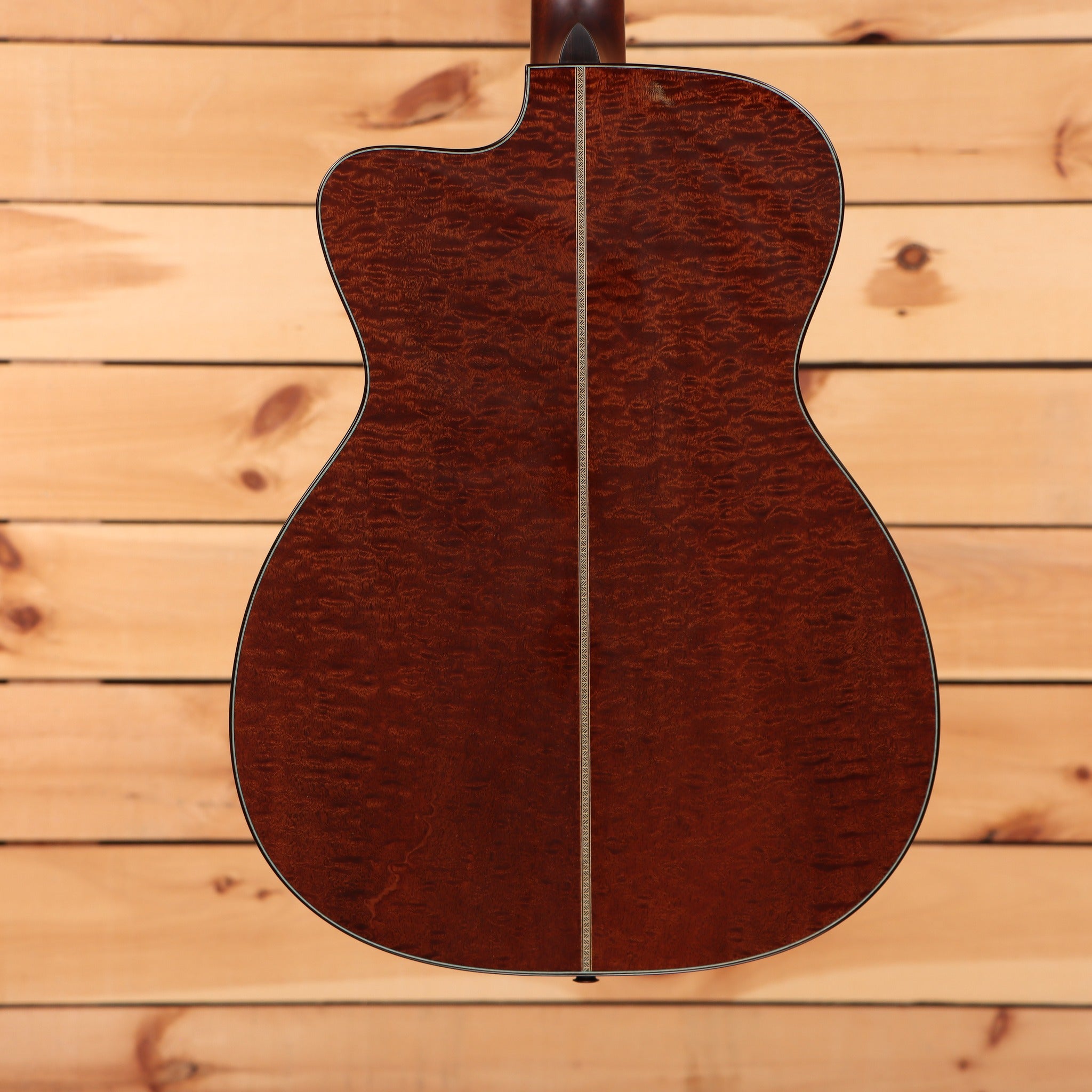 Eastman L-OMCE-QS acoustic-electric OM cutaway guitar Natural with figured quilted sapele back and binding