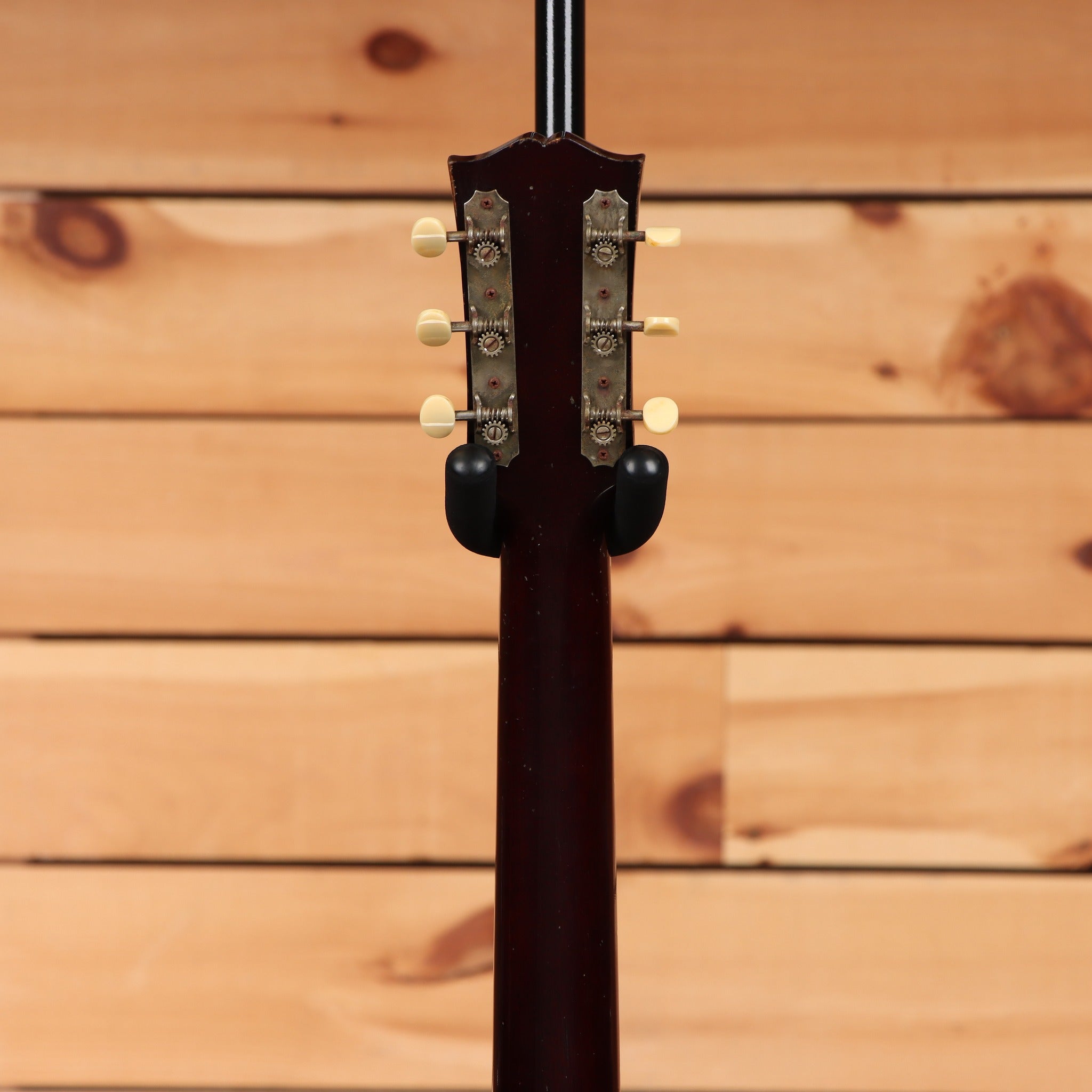 Gibson 1942 Banner J-45 Murphy Lab Light Aged - Vintage Sunburst