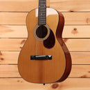 Eastman E10P-TC parlor acoustic guitar Natural finish with spruce top tortoise pickguard and ebony fretboard