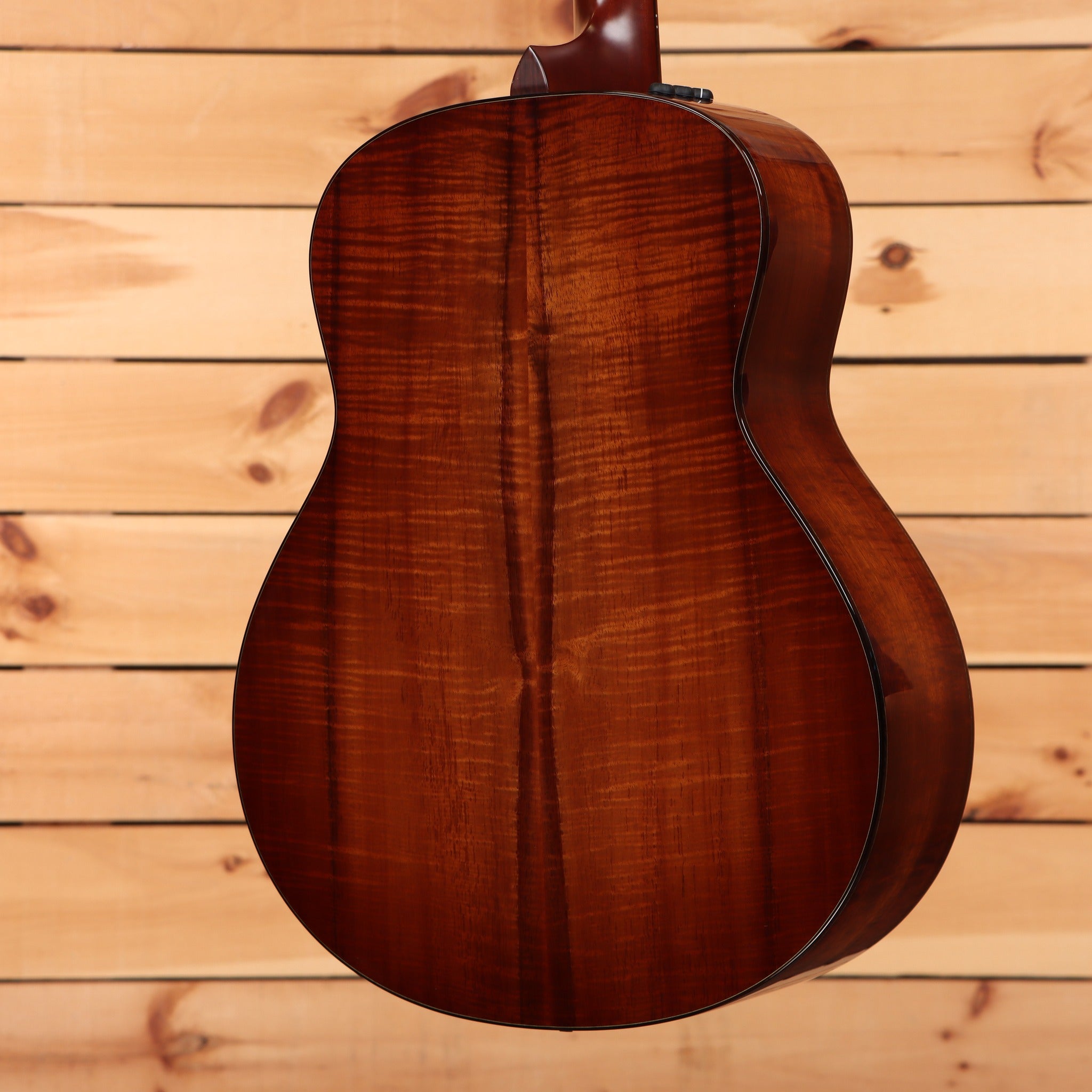 Taylor K28e acoustic-electric dreadnought guitar Shaded Edgeburst with flamed koa back and sides