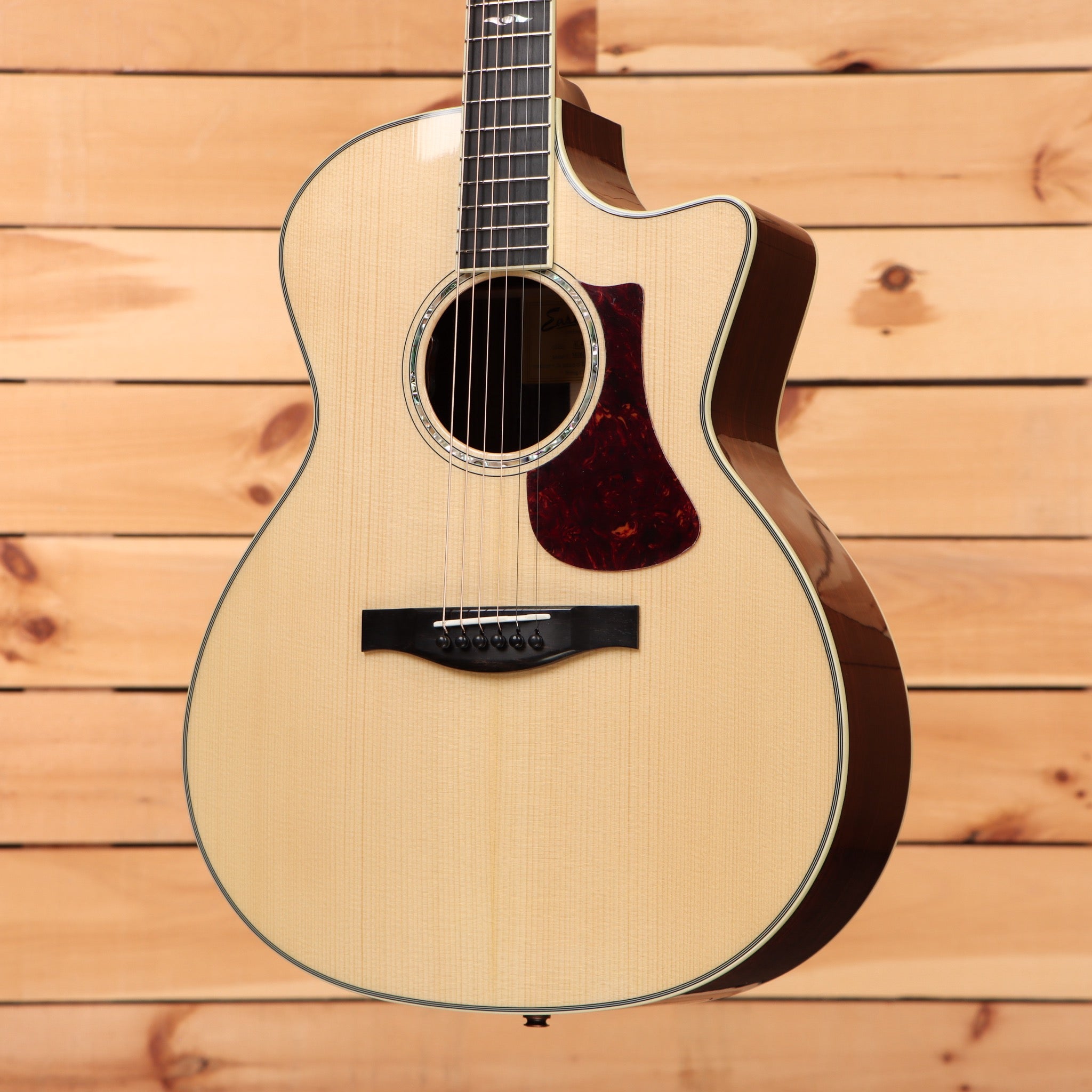 Eastman AC422CE Grand Auditorium acoustic-electric guitar Natural spruce top with venetian cutaway and tortoise pickguard