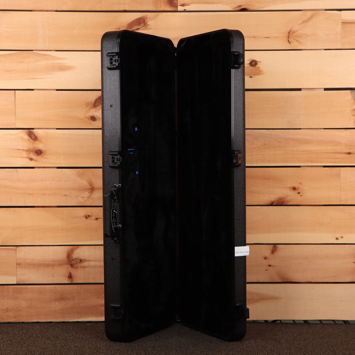 PRS Wood Library McCarty Tremolo hard shell guitar case black molded plastic with secure latches and black interior lining