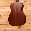 Martin 0-17 acoustic guitar Dark Mahogany with solid mahogany back and sides