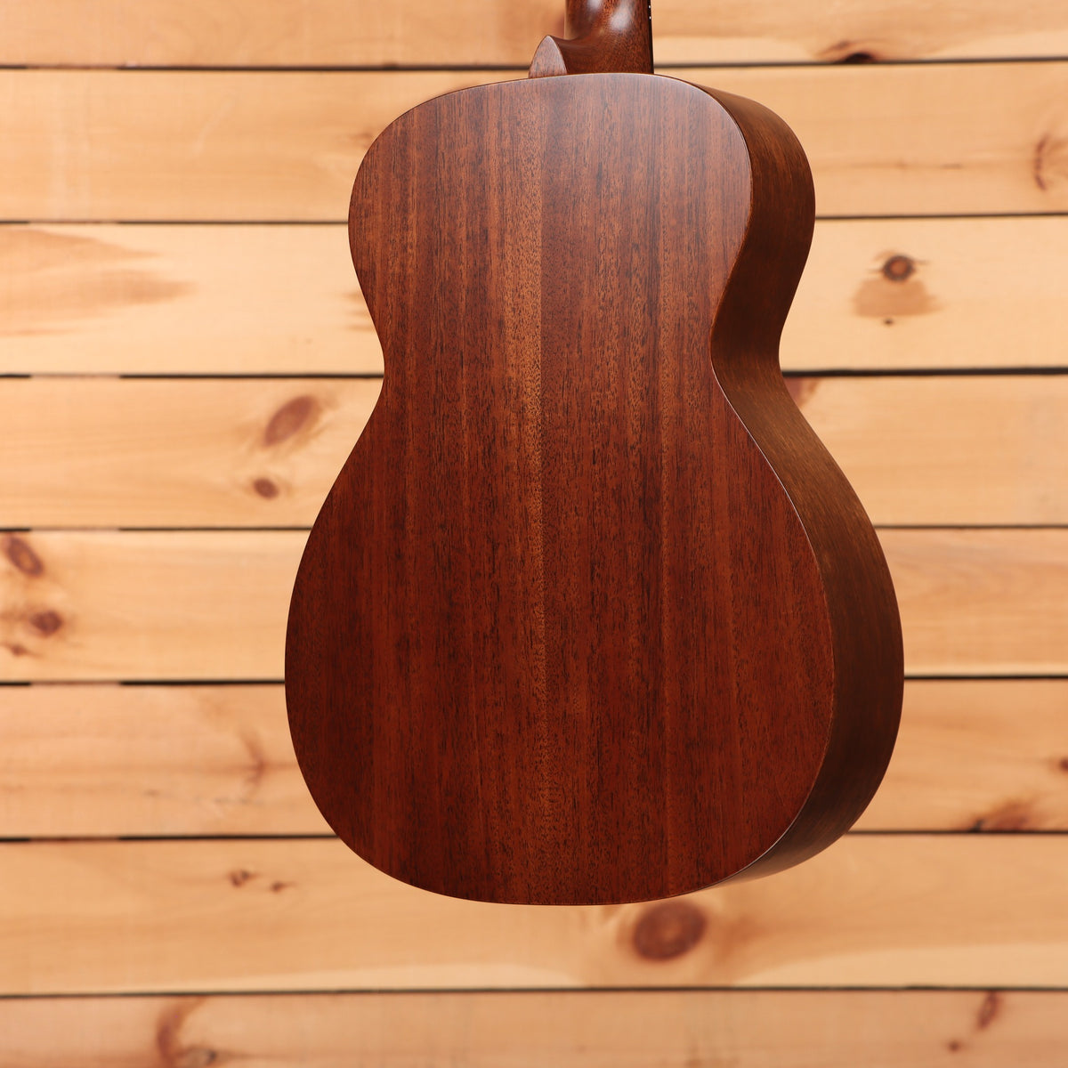 Martin 0-17 acoustic guitar Dark Mahogany with solid mahogany back and sides