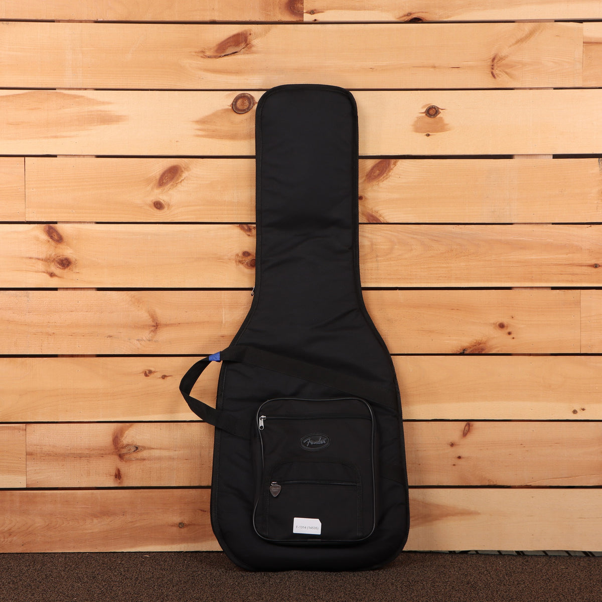 Fender LTD Player Fusion Telecaster HH Aura Metallic electric guitar black gig bag with front accessory pocket