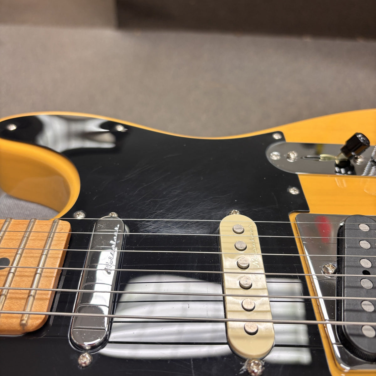Fender Player Plus Nashville Telecaster electric guitar Butterscotch Blonde with three Noiseless single-coil pickups