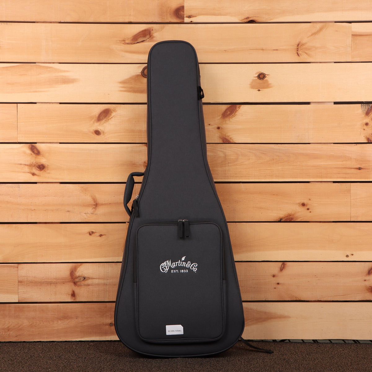 Martin 00L-16E Black Smoke acoustic-electric guitar gig bag black padded soft case with front accessory pocket