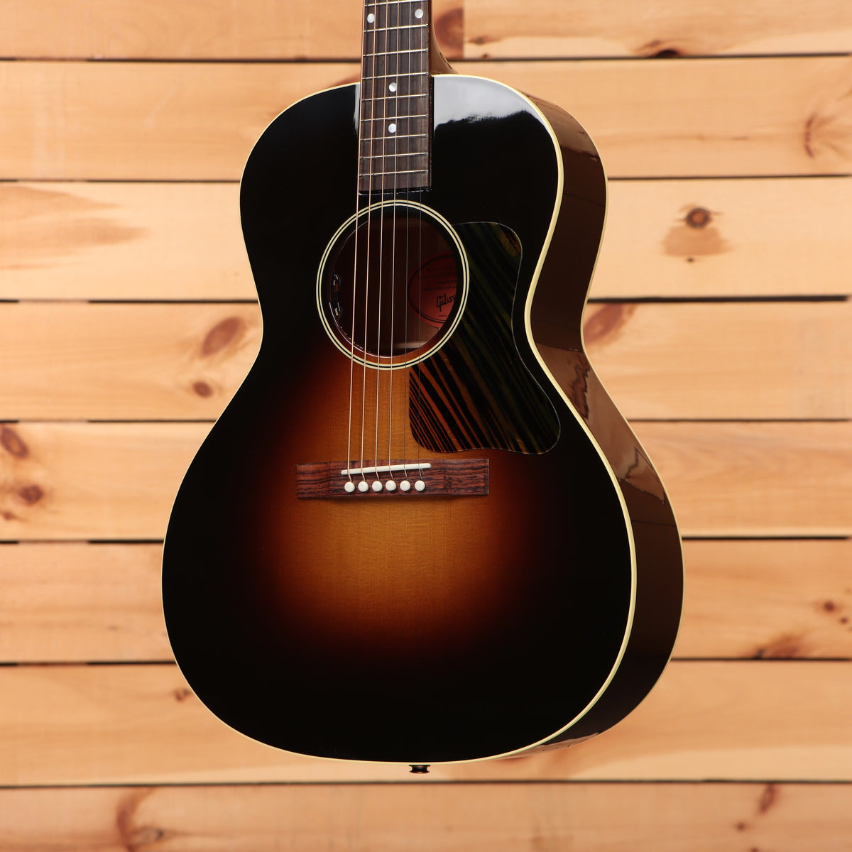 Gibson L-00 Original parlor acoustic guitar Vintage Sunburst with cream body binding and rosewood bridge