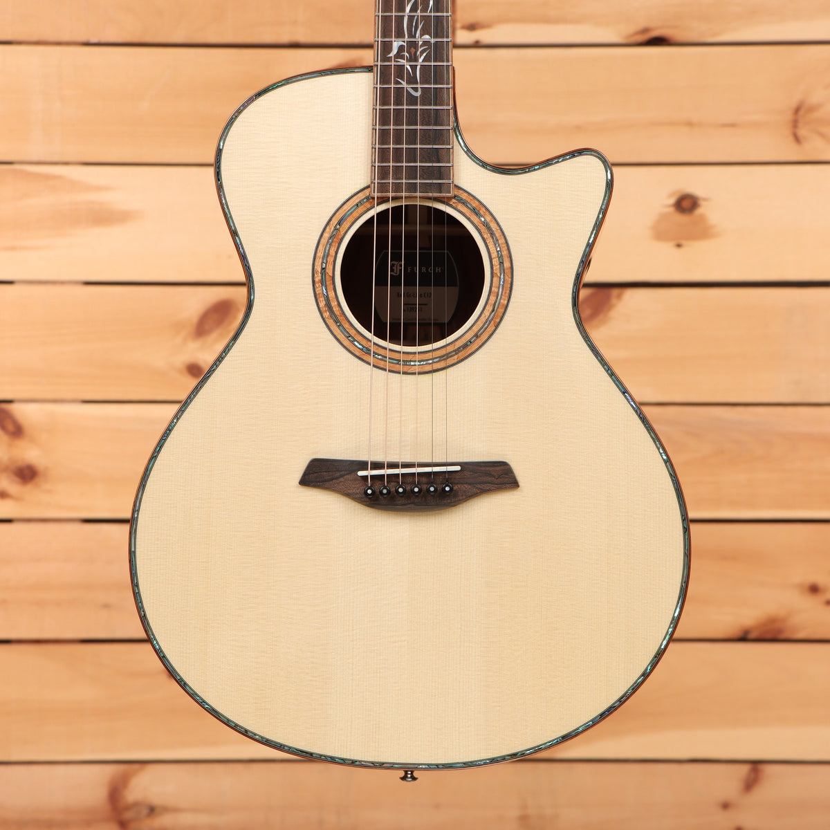 Furch LTD Backstage Red Gc-LX a C12 acoustic-electric guitar Natural with cutaway and abalone binding