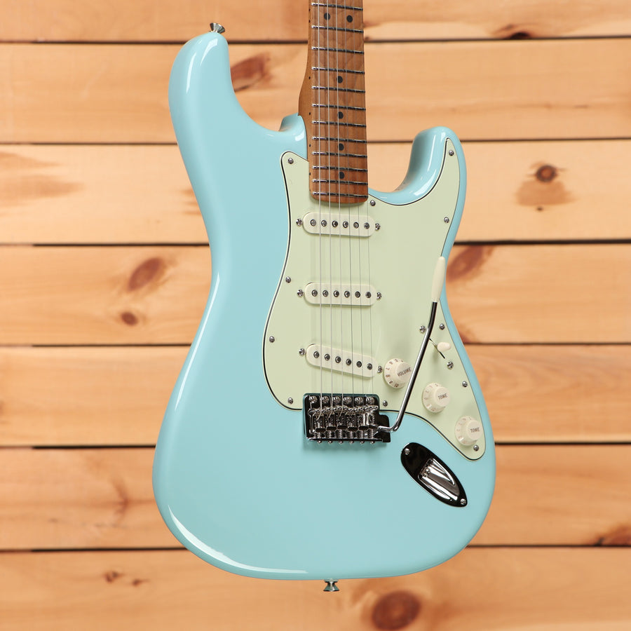 Fender Limited American Professional Classic Stratocaster electric guitar Daphne Blue with three single-coil pickups and roas