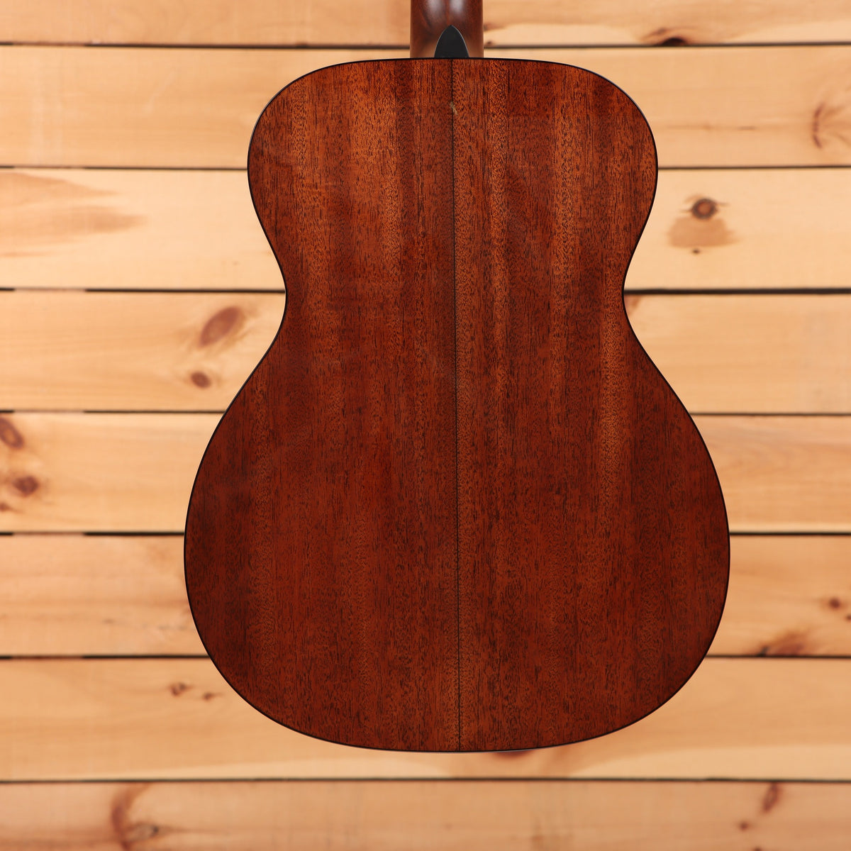 Martin 000-18 acoustic guitar Natural with Aging Toner solid mahogany back and sides two-piece back
