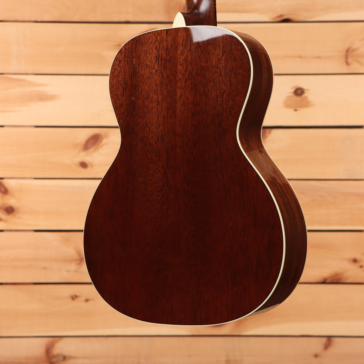 Martin CEO-7 acoustic guitar Autumn Sunset finish with mahogany back and cream body binding
