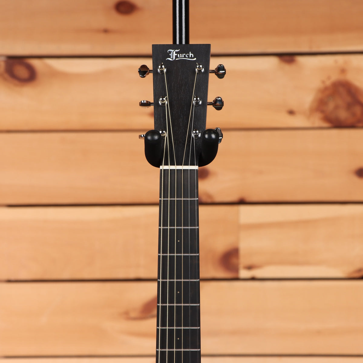 Furch Vintage Pure OOM-EMa acoustic guitar Natural with dark ebony fretboard and chrome tuners