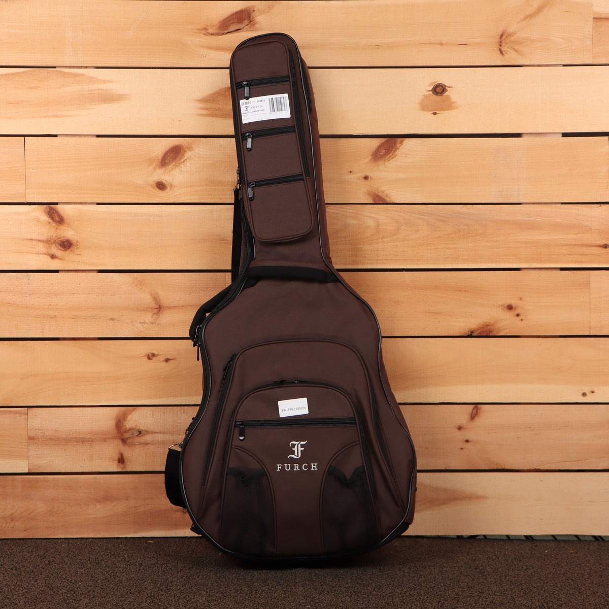 Furch Vintage Pure OOM-EMa acoustic guitar gig bag brown padded case with multiple zippered pockets