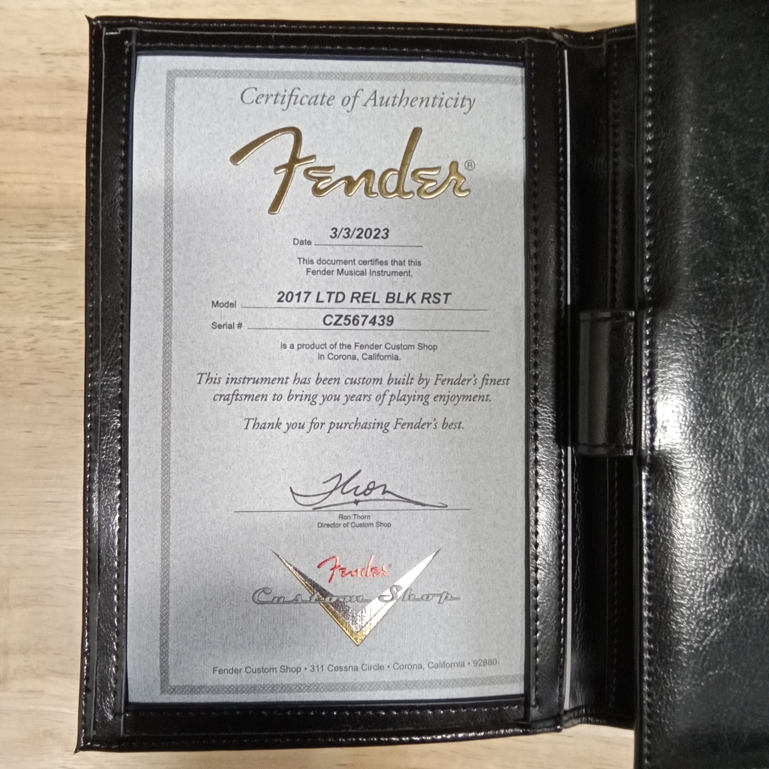 Fender Custom Shop Limited Roasted 1960 Dual-Mag Stratocaster electric guitar Aged Black with Certificate of Authenticity