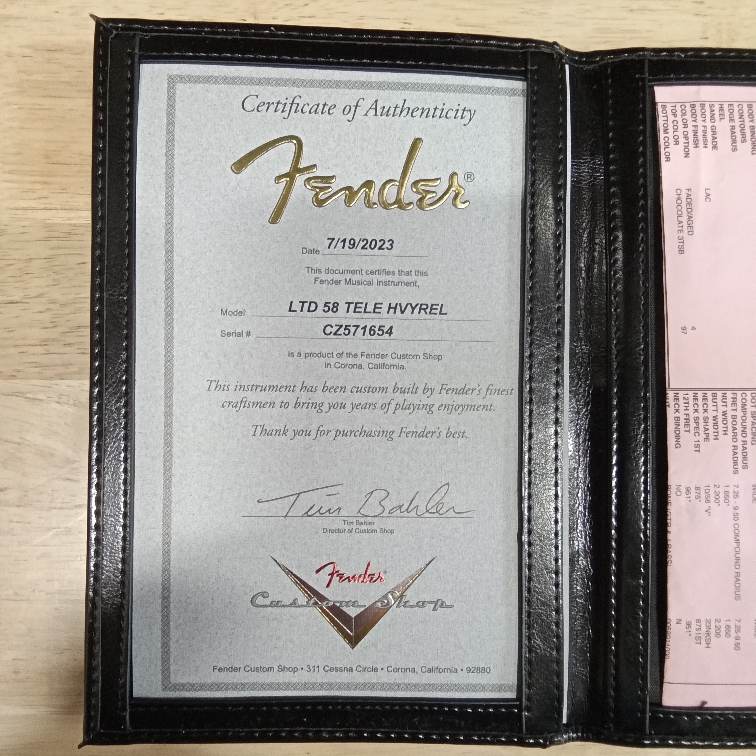 Fender Custom Shop Limited 1958 Telecaster heavy relic electric guitar aged chocolate 3-tone sunburst with certificate of authenticity