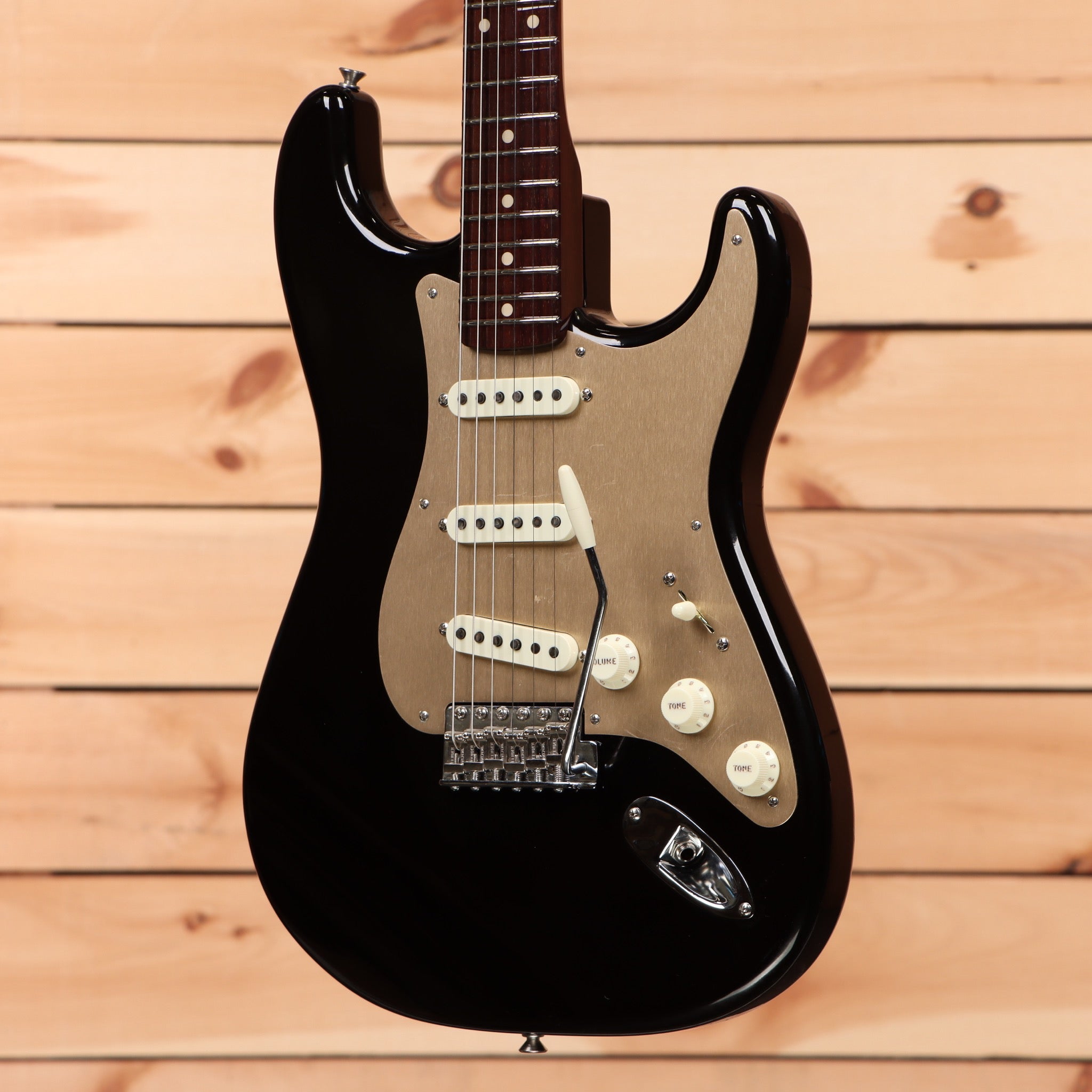 Fender Custom Shop Limited 1957 Stratocaster electric guitar Aged Black with three single-coil pickups and tremolo bridge