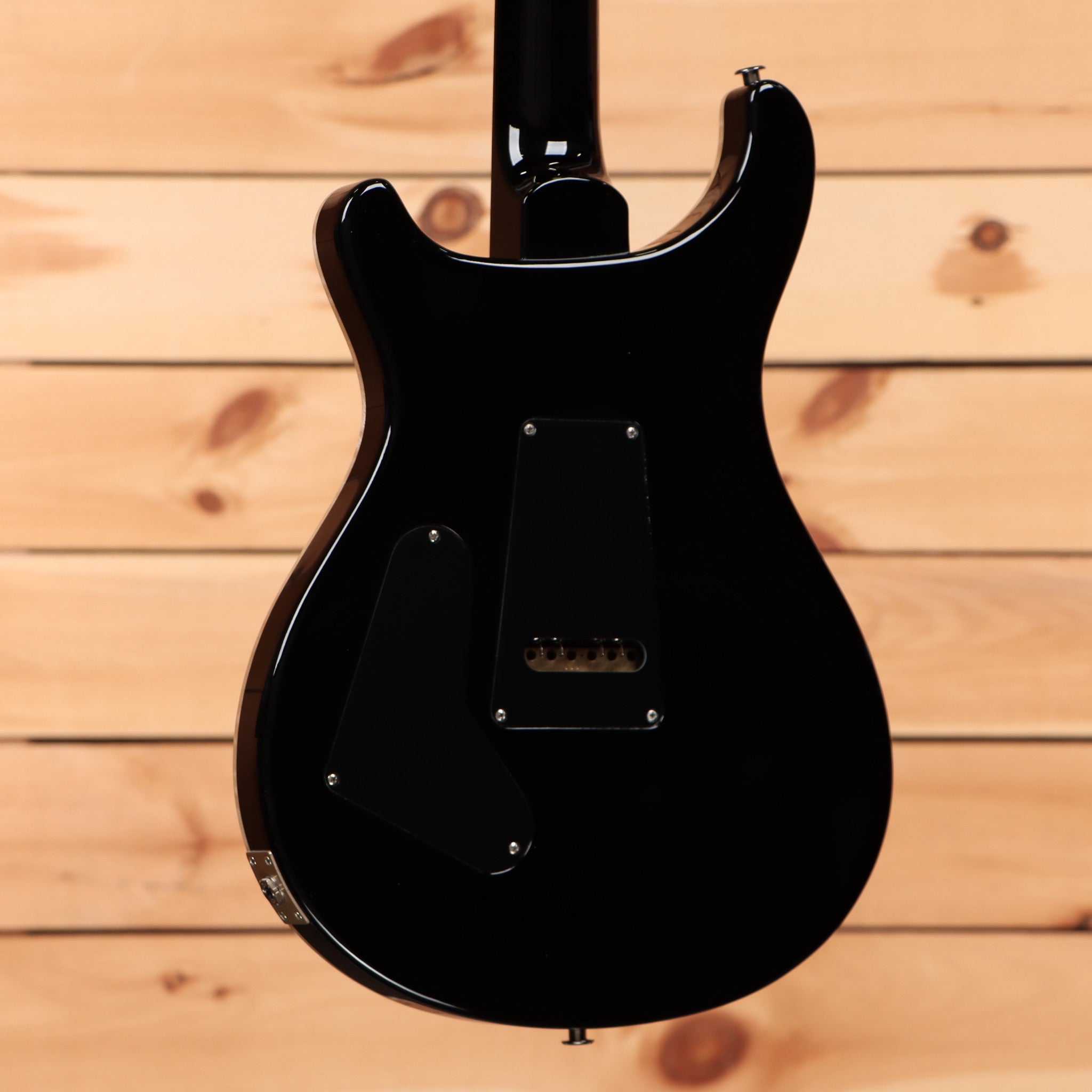 Paul Reed Smith Custom 24 electric guitar purple mist finish with humbucker pickups