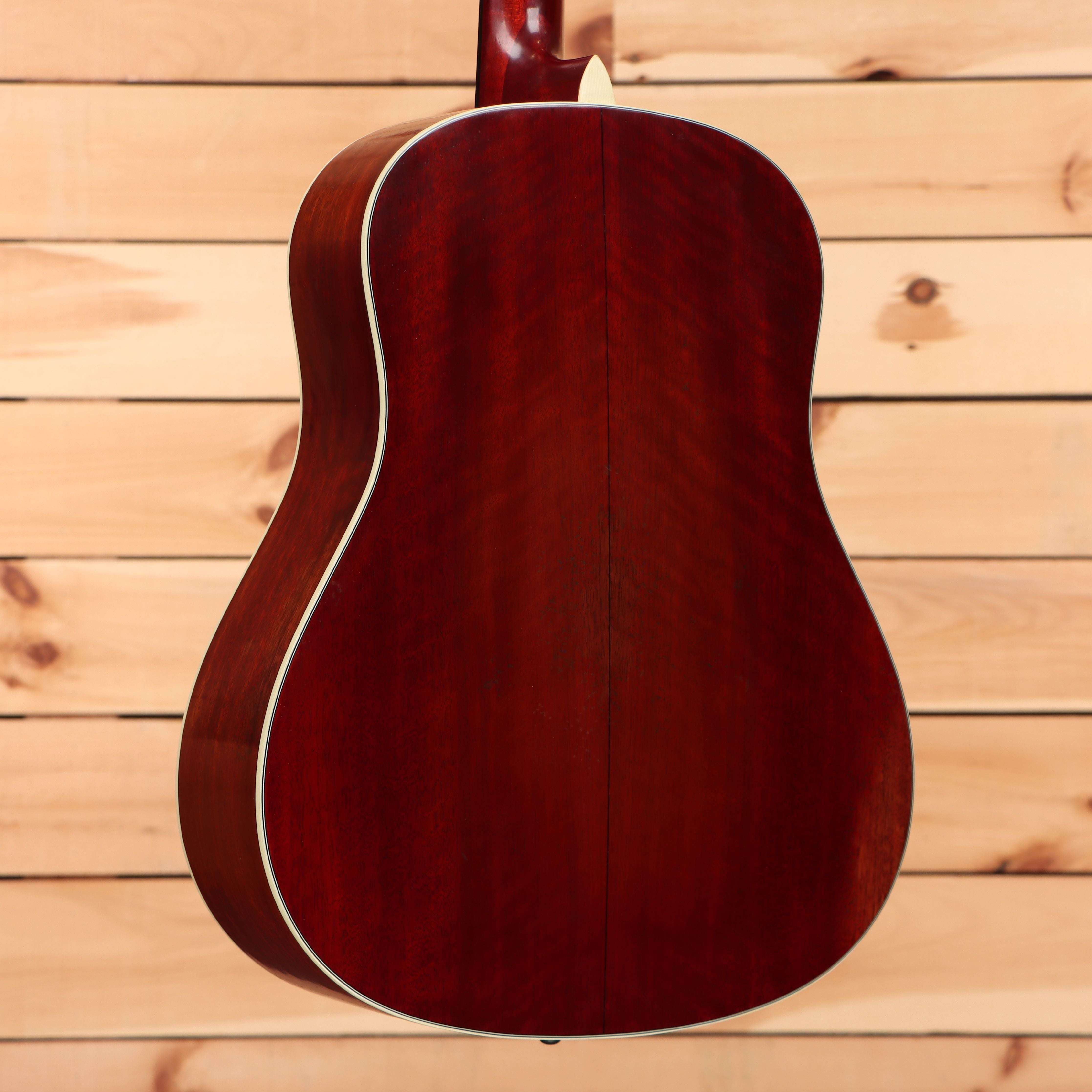Eastman E10SSV acoustic guitar antique classic finish dreadnought with white binding