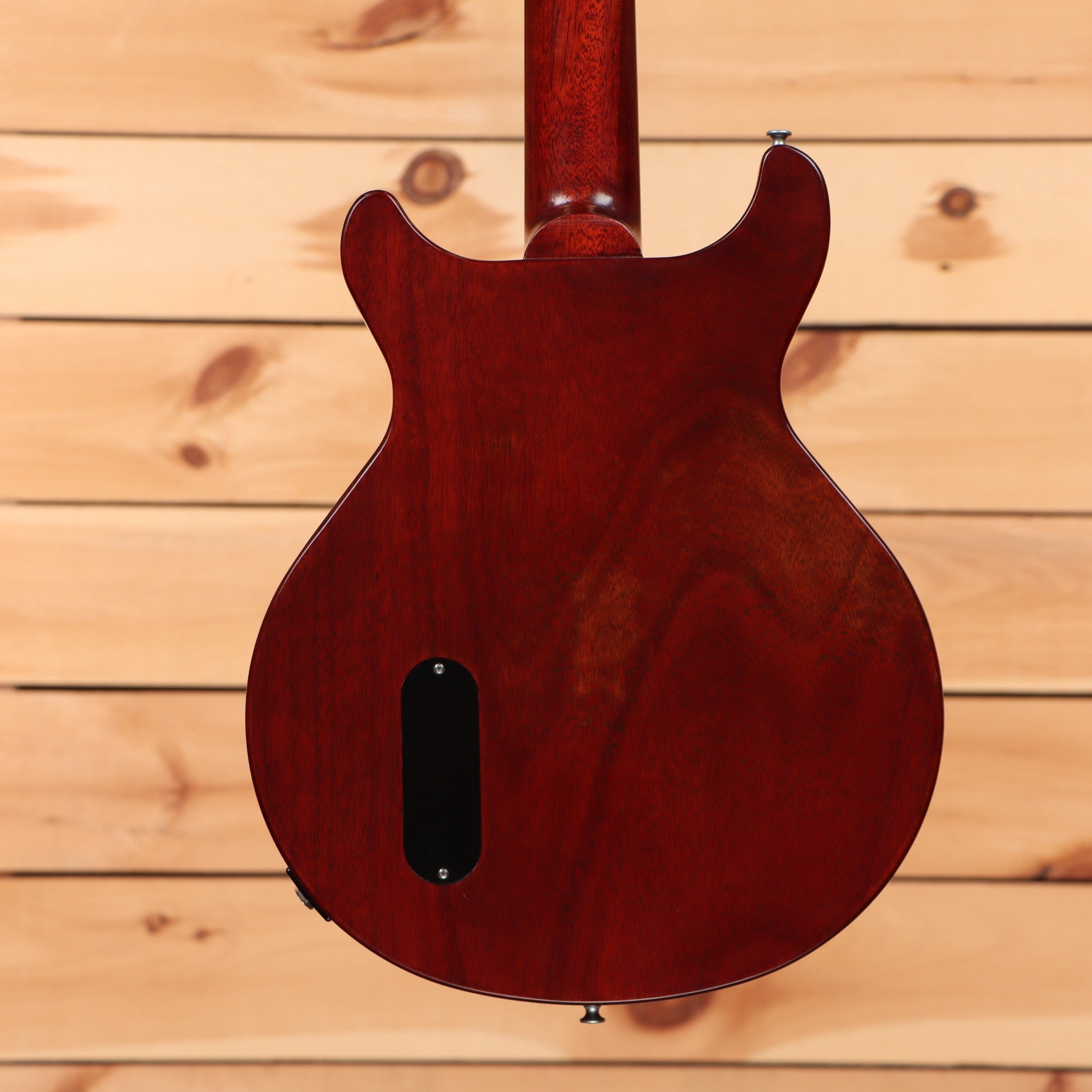 Eastman SB55DCv semi-hollow electric guitar antique classic finish with f-hole cutaway design