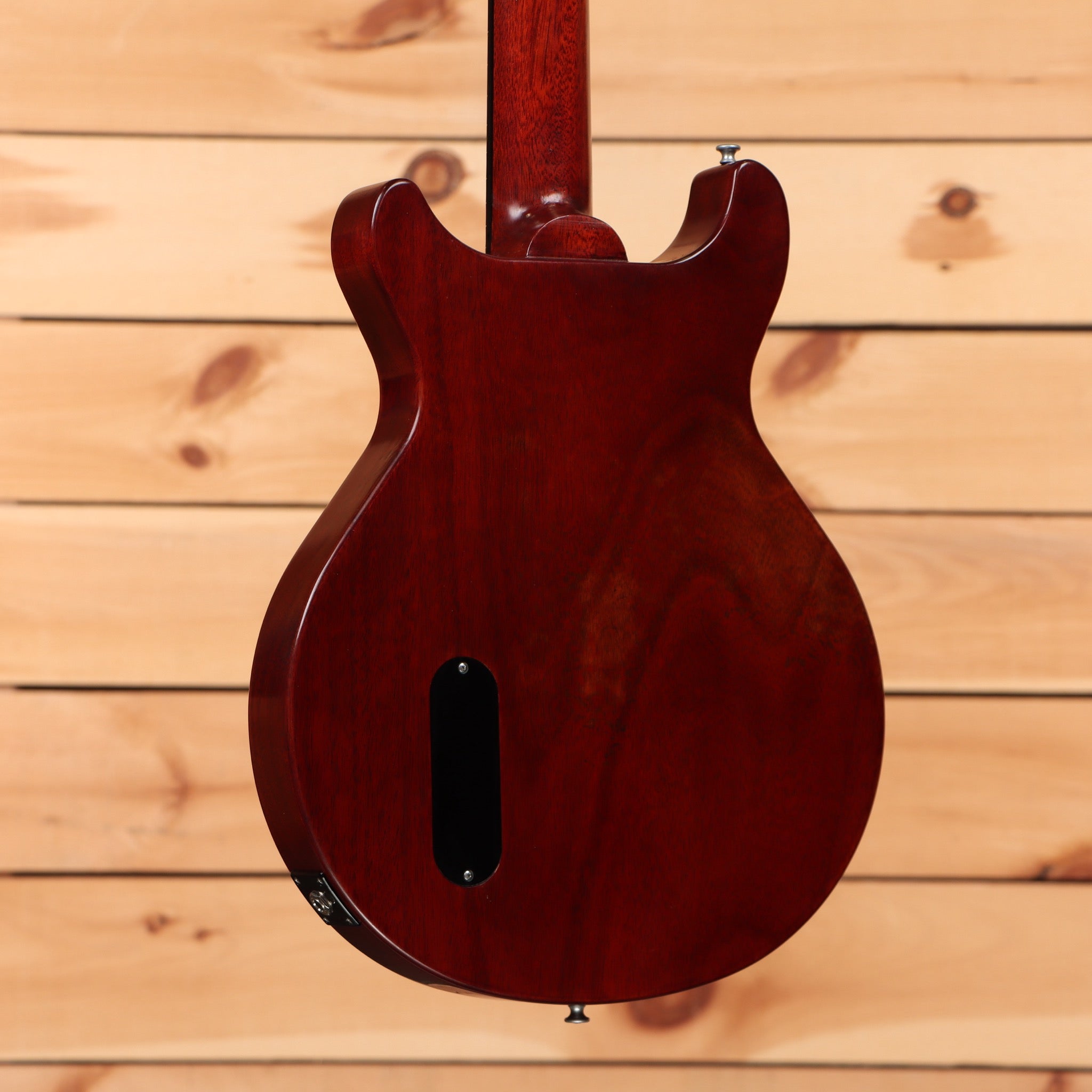 Eastman SB55DCv semi-hollow electric guitar antique classic finish with f-hole and arched back