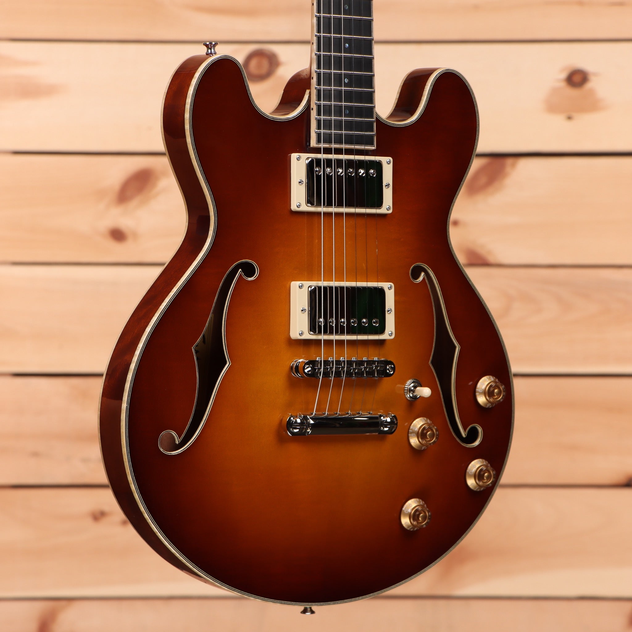 Eastman T184mx semi-hollow electric guitar Goldburst with dual humbucker pickups and f-holes