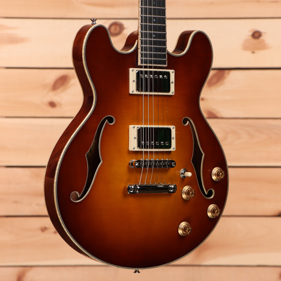 Eastman T184mx semi-hollow electric guitar Goldburst with dual humbucker pickups and f-holes