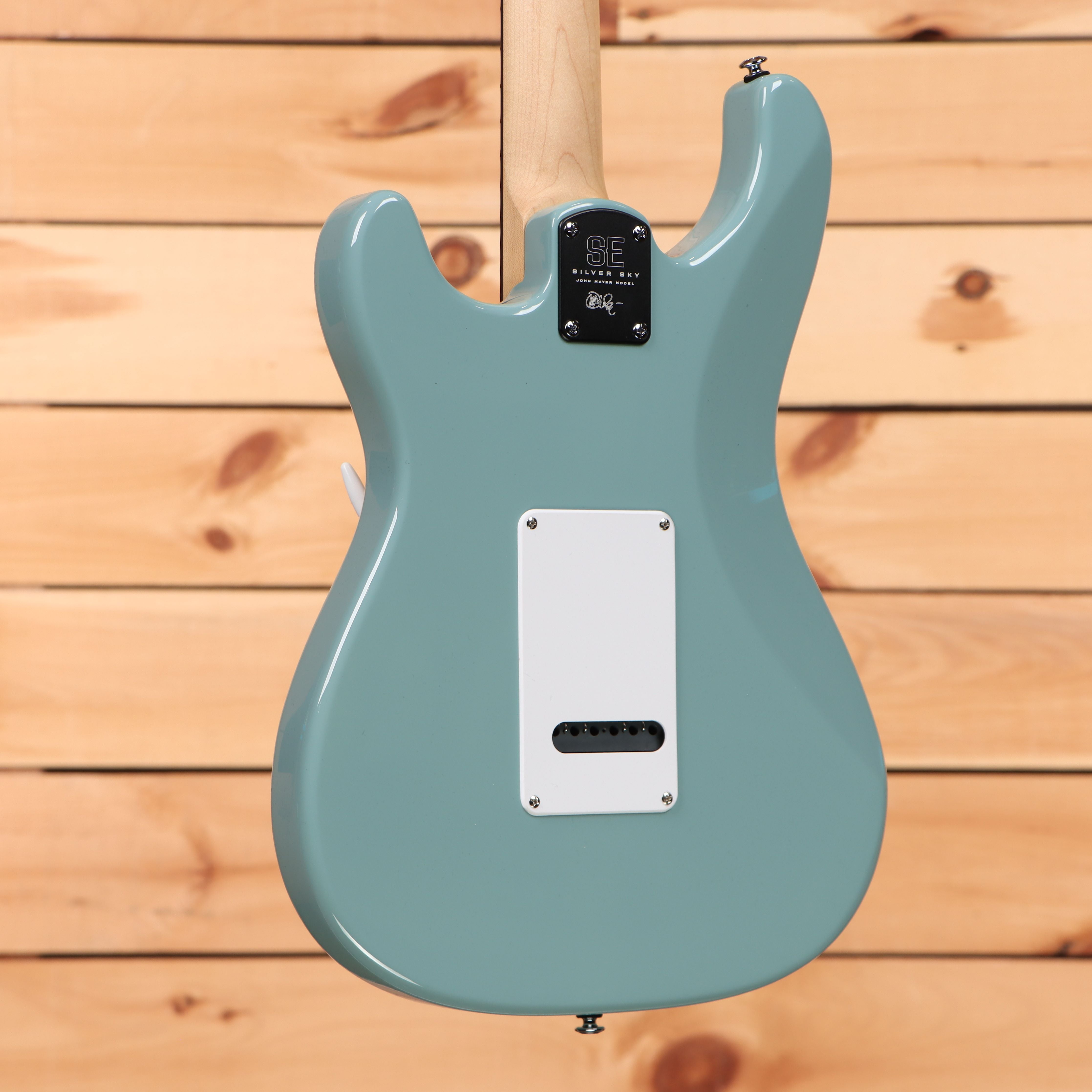 Paul Reed Smith SE Silver Sky maple electric guitar Stone Blue with white pickguard