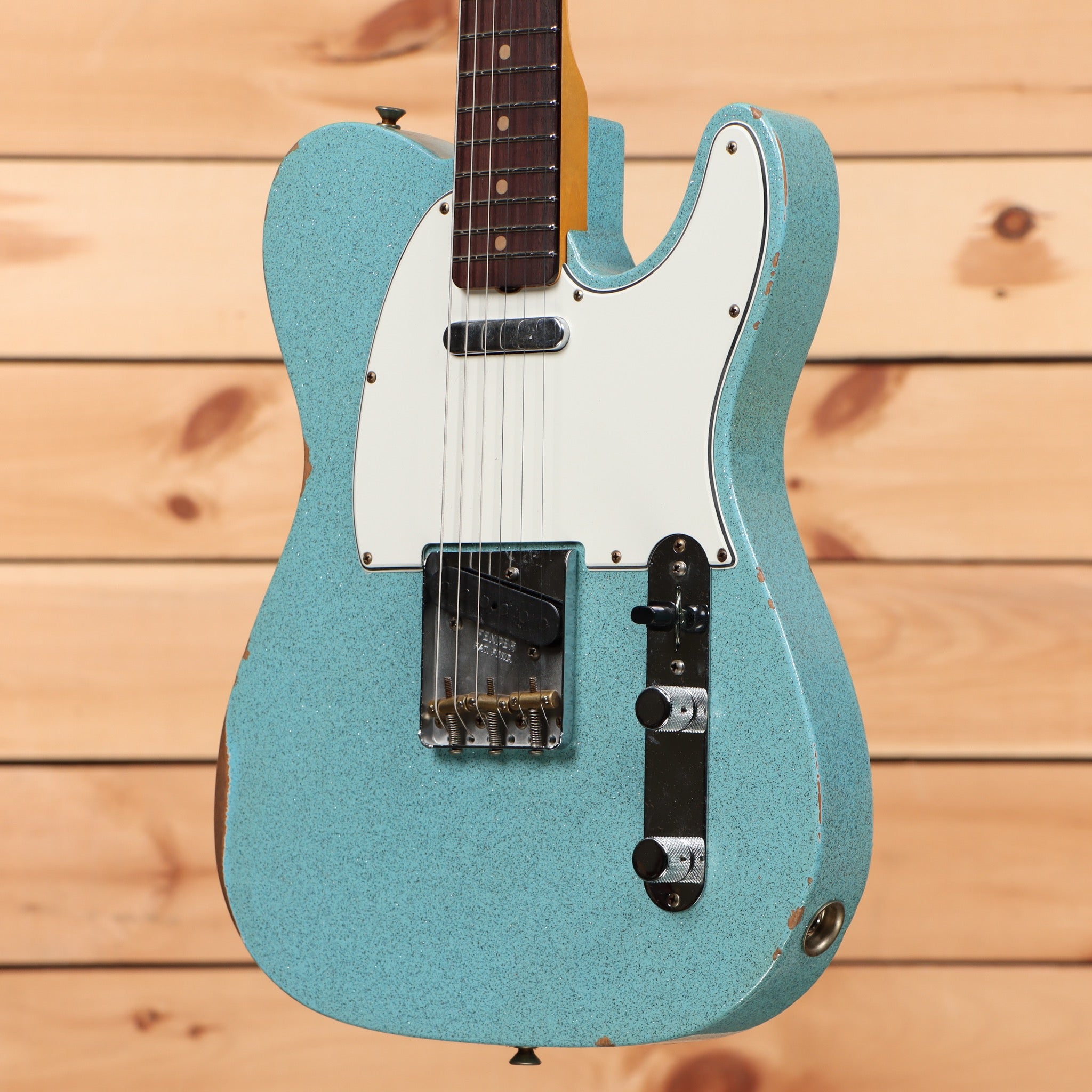Fender Custom Shop Limited 1961 Telecaster Relic electric guitar Daphne Blue Sparkle with single-coil pickups