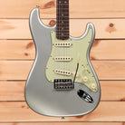 Fender Custom Shop Ltd 1964 Stratocaster Journeyman Relic electric guitar Inca Silver with single-coil pickups