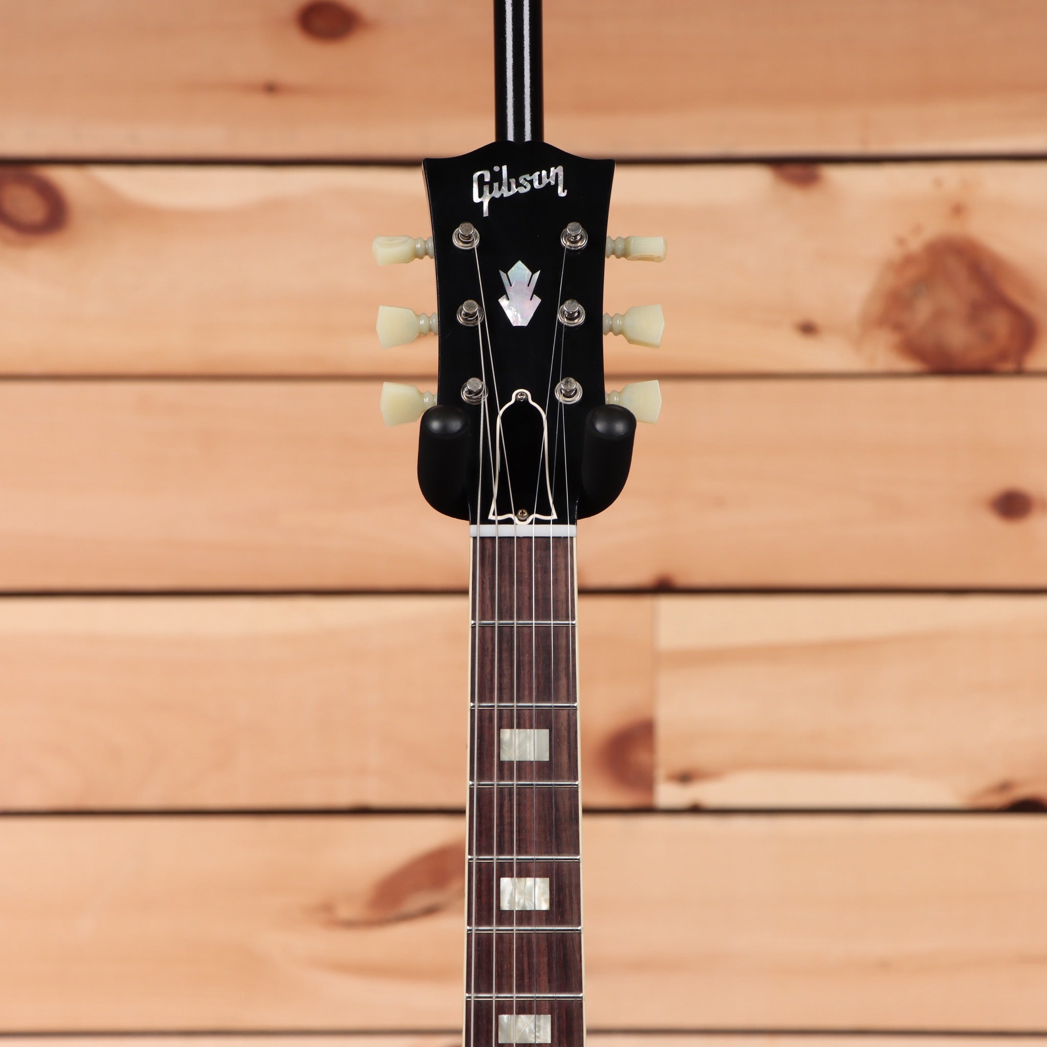 Gibson ES-335 Ultra Light Aged semi-hollow electric guitar Kerry Green Two-Tone with dual humbuckers