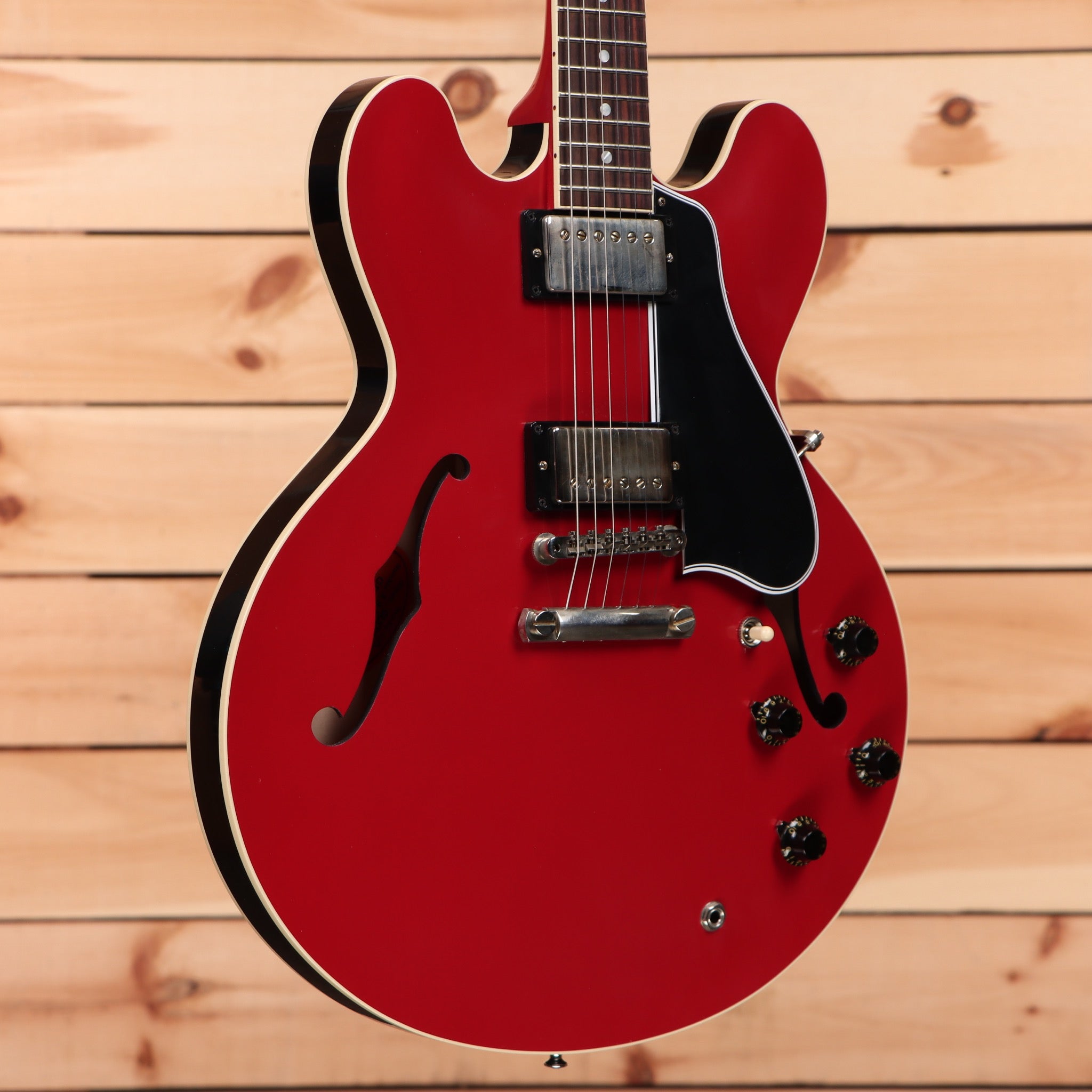 Gibson 1959 ES-335 semi-hollow electric guitar Cardinal Red with f-holes and dual humbuckers